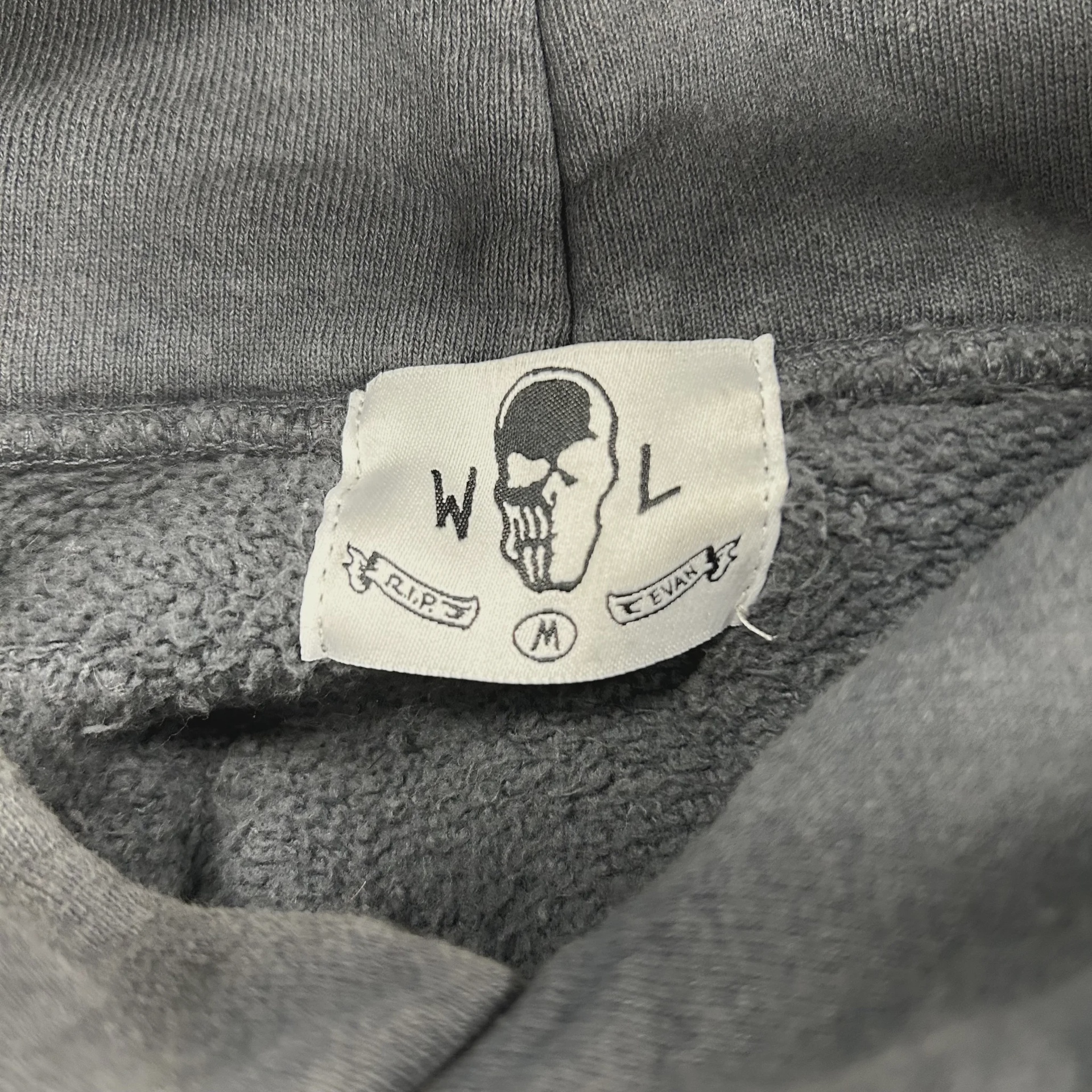 Warren Lotas Las Vegas Hoodie • Pre-Owned [3681] - photo 3