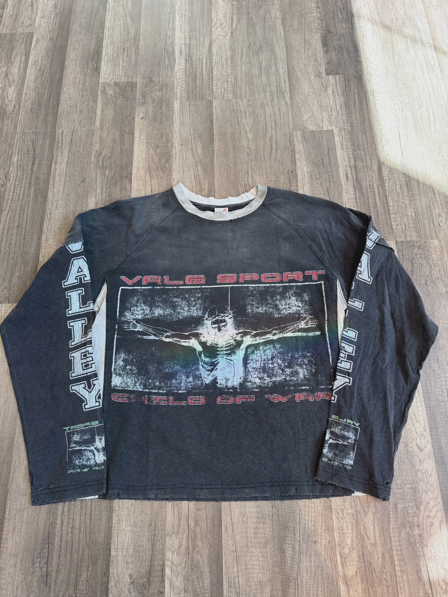 Vale Vale Forever Holy Spirit Long Sleeve Black XL - Size XL