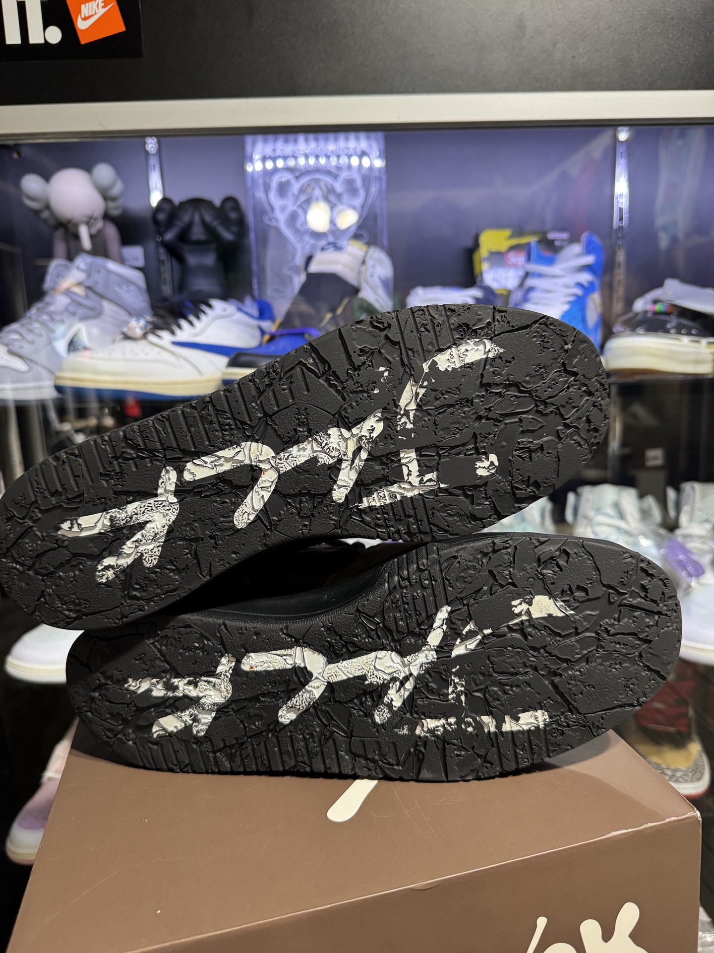 Jordan Jumpman Jack TR Travis Scott Dark Mocha • Pre-Owned [8045] - photo 3