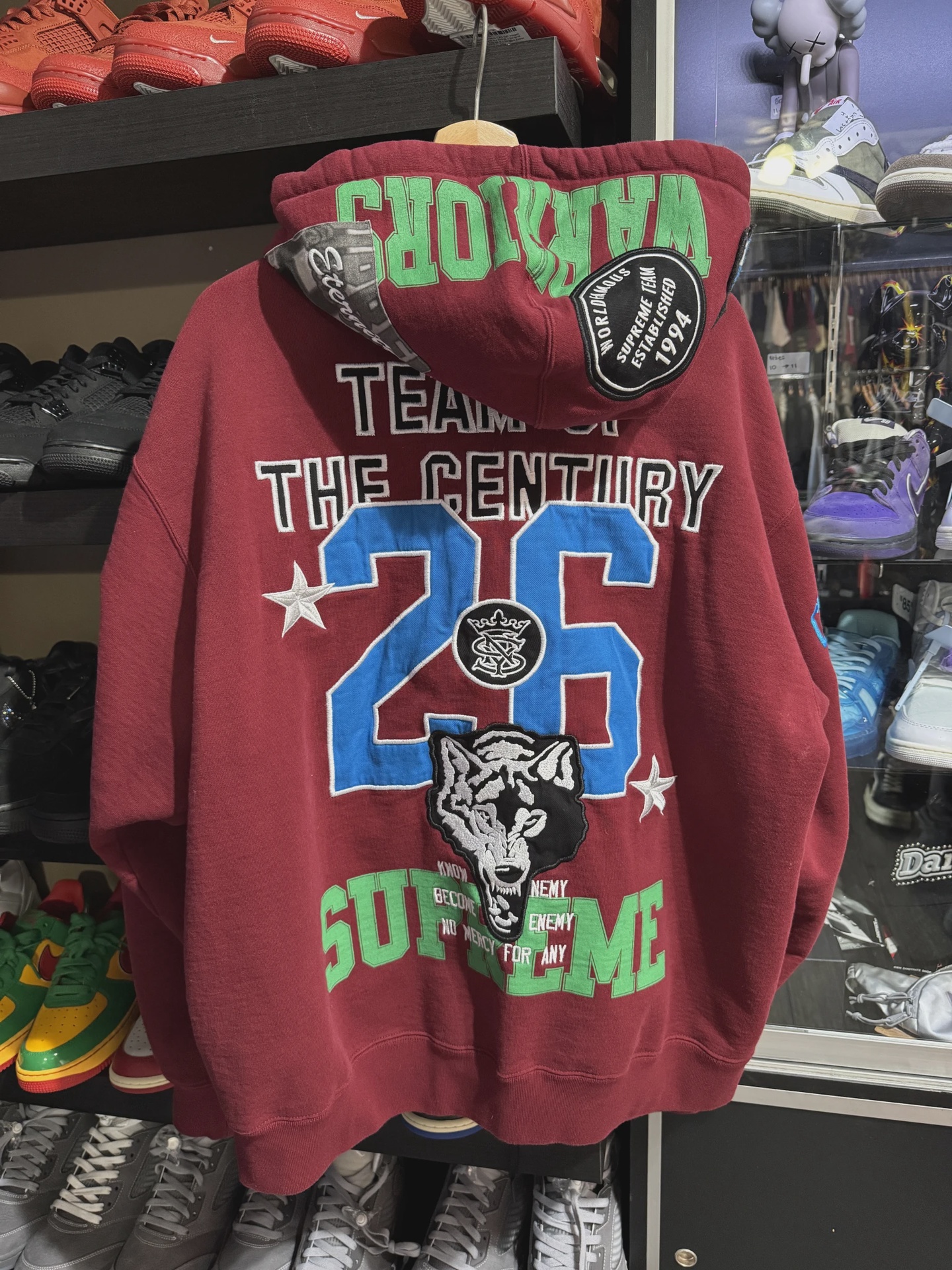 Supreme Warriors Appliqué Zip Up Red (size XL) • Brand New [6457] 2