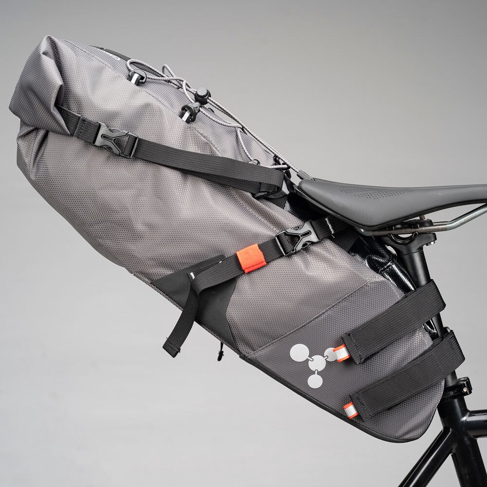 Geosmina Large Saddle Bag 15L