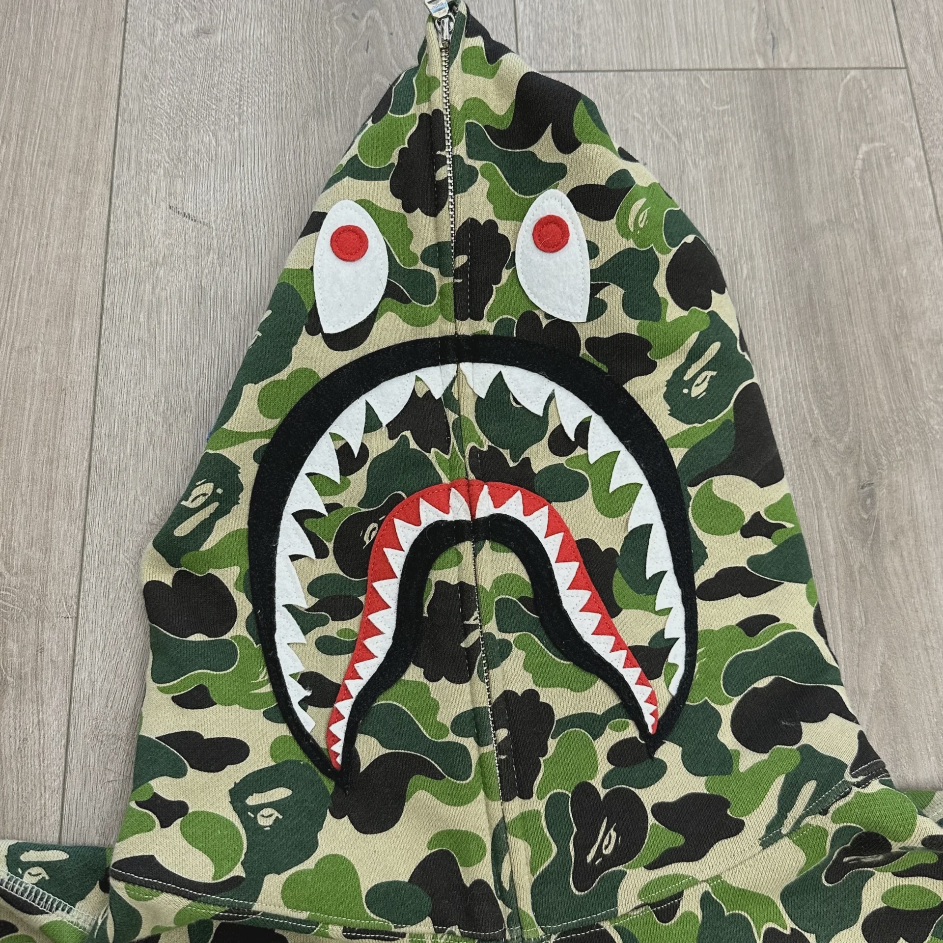A Bathing Ape ABC Camo Shark Full Zip Hoodie • Pre-Owned [9405] - photo 3