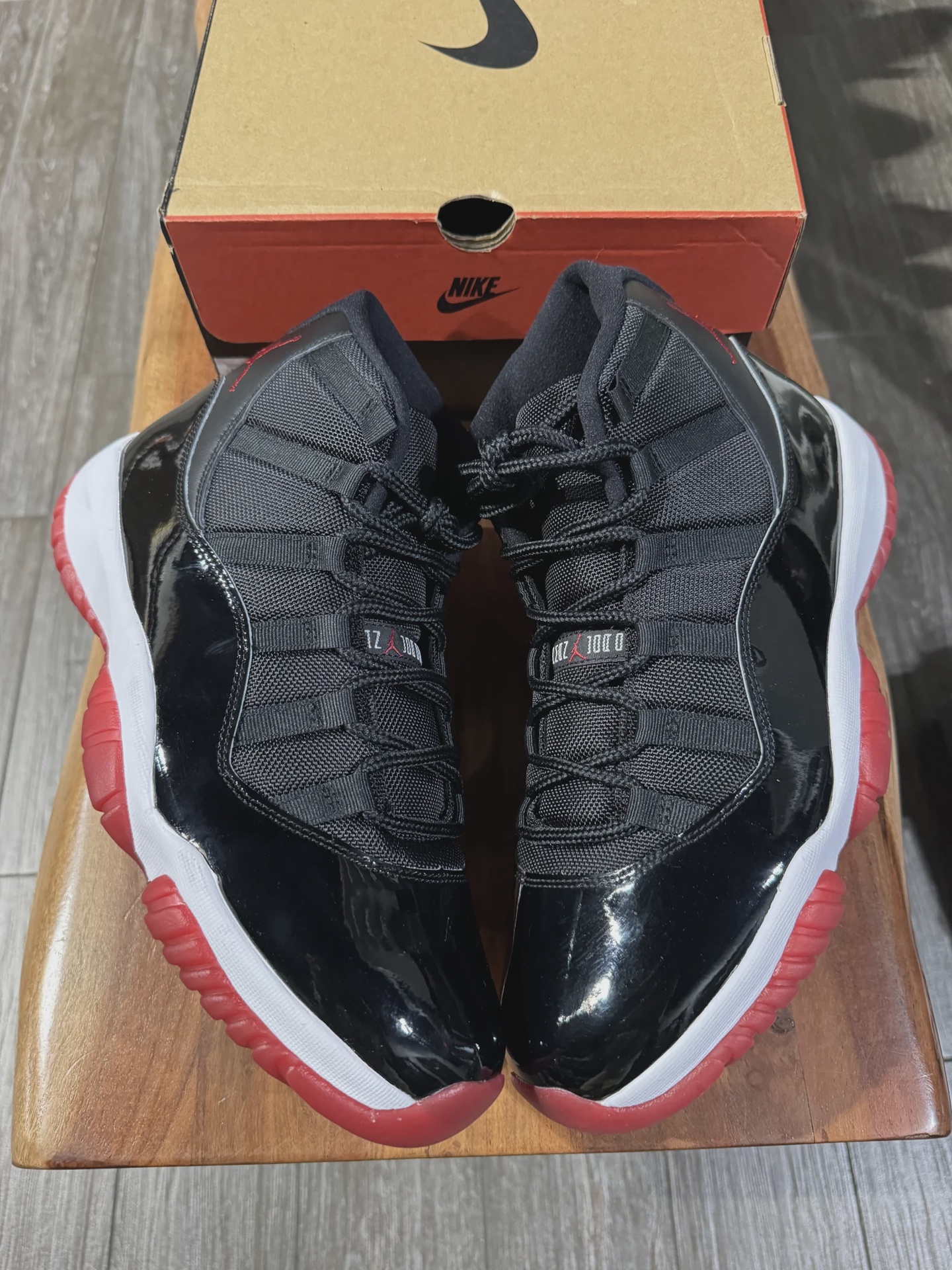 Jordan Air Jordan 11 Retro Playoffs Black Red (2019) - Size US M 12.5