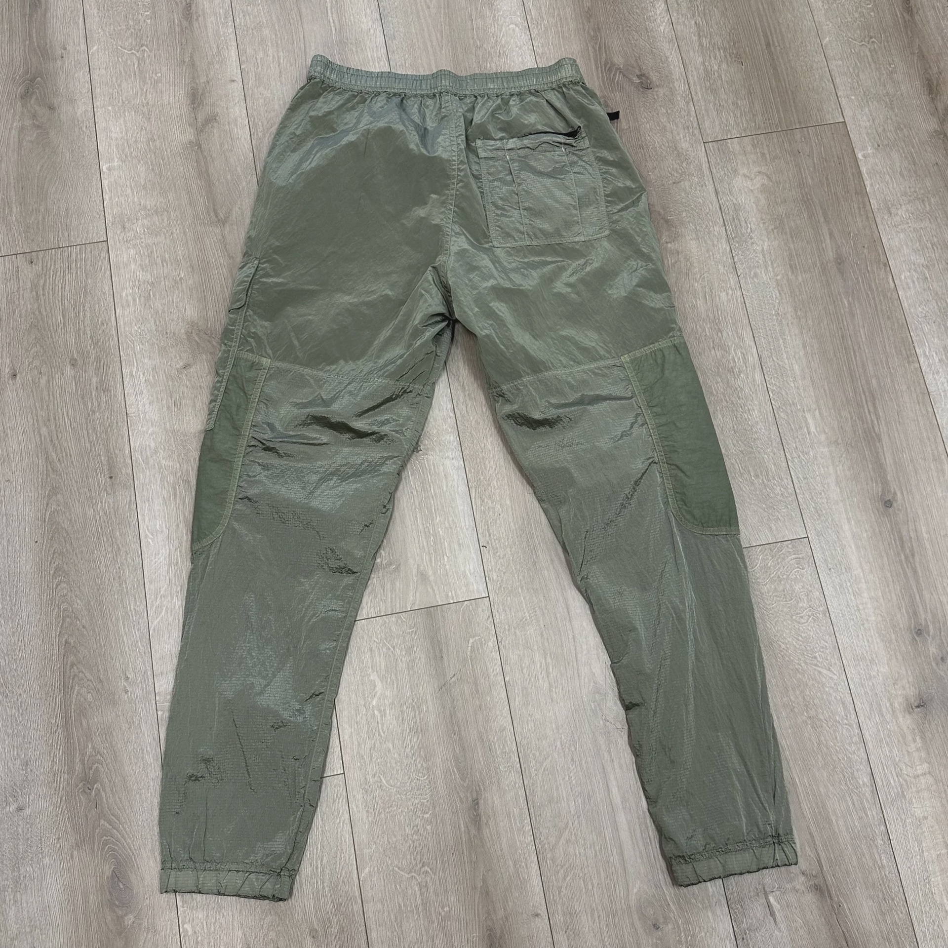 Stone Island Nylon Metal Ripstop Cargo Pants • Pre-Owned [0472] 4