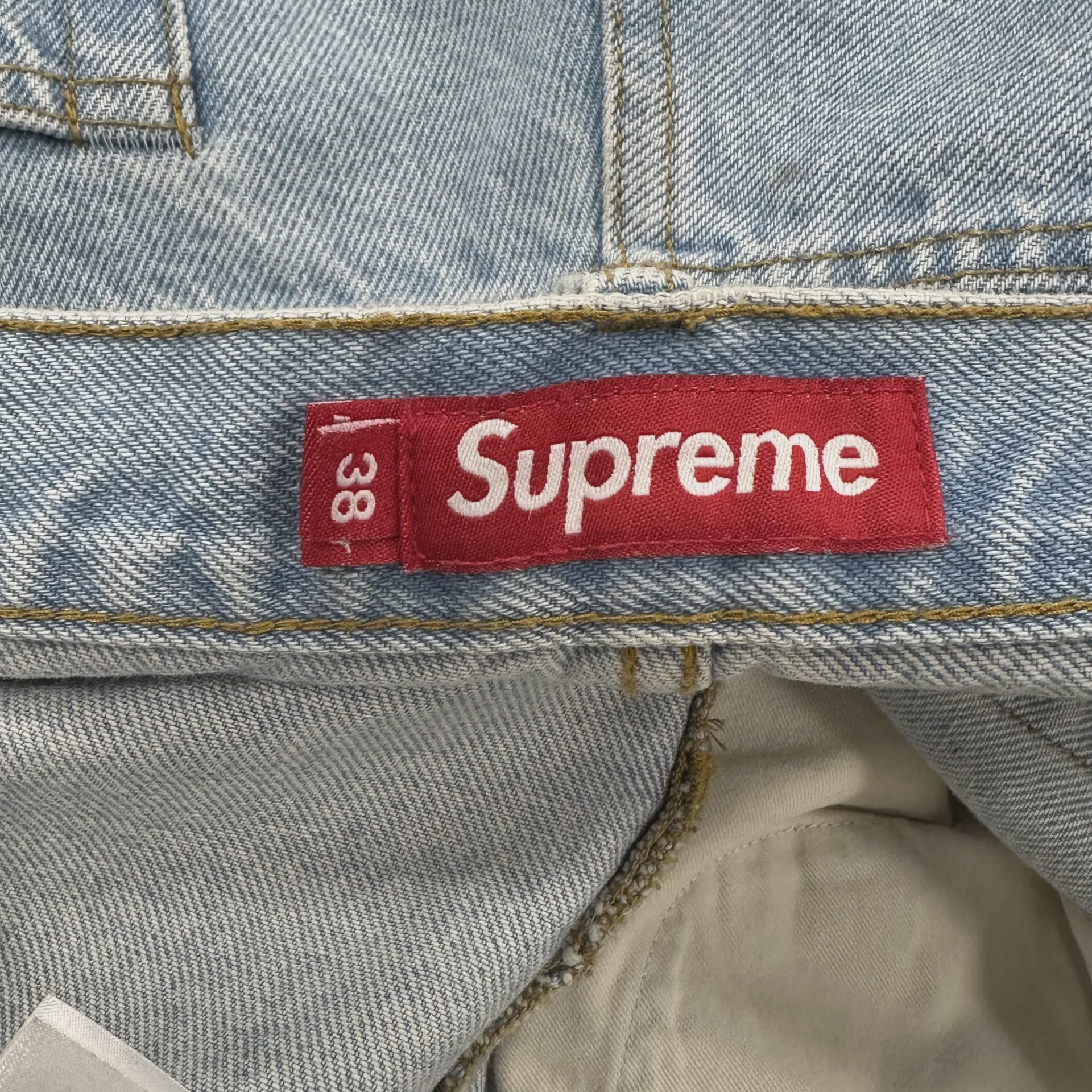 Supreme Baggy Jean (SS25) Light Washed Indigo • Pre-Owned [7034] - photo 7