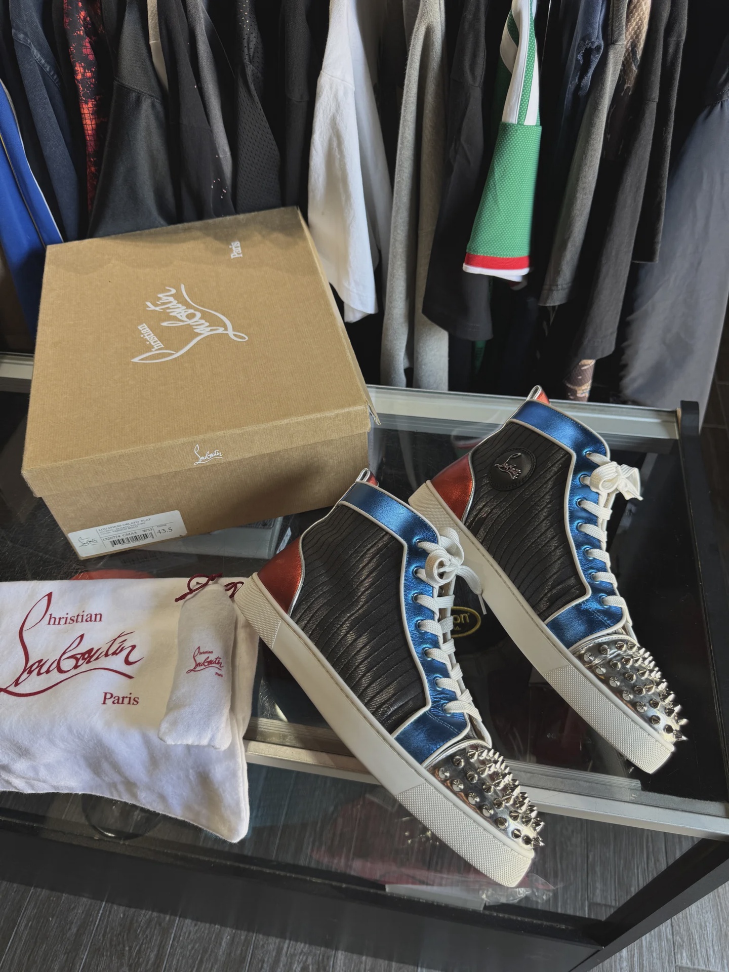 Christian Louboutin Spikes • Pre-Owned [1256] - photo 1
