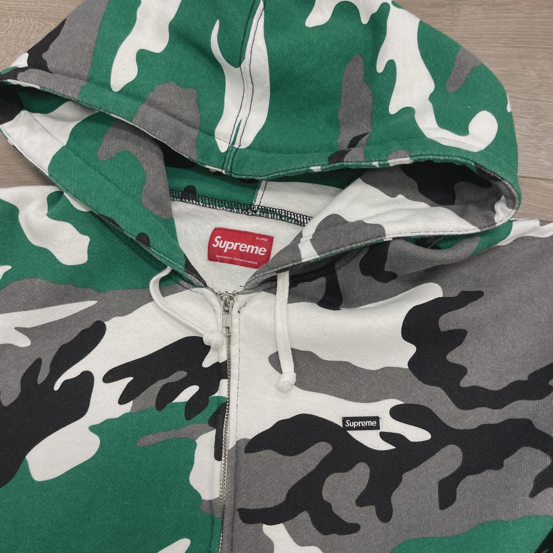 Supreme Camo Small Box Logo • Pre-Owned [8954] 5