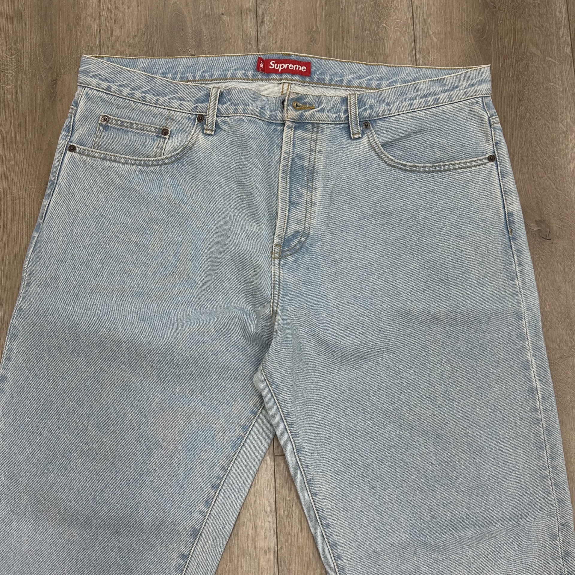 Supreme Baggy Jean (SS25) Light Washed Indigo • Pre-Owned [7034] - photo 2