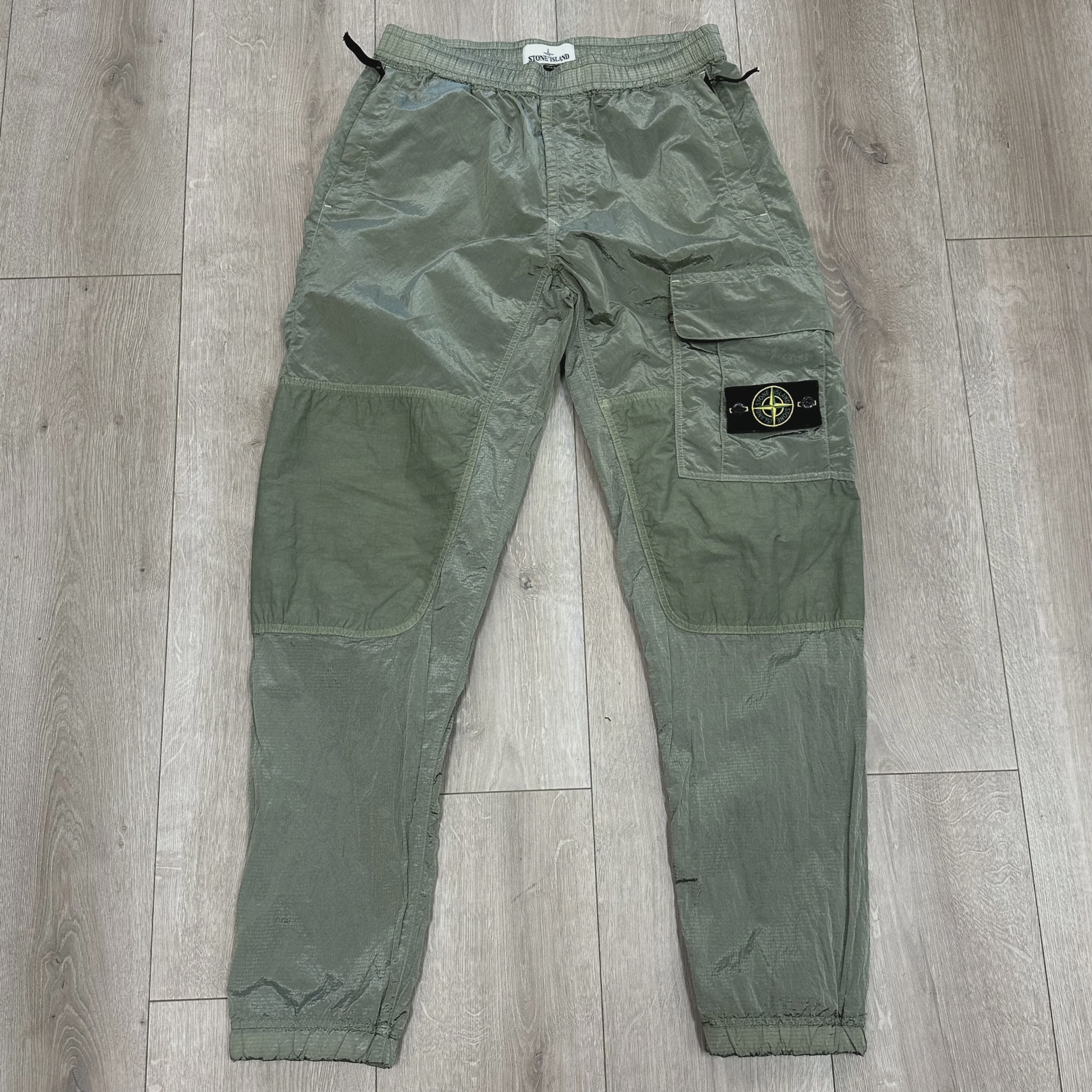 Stone Island Nylon Metal Ripstop Cargo Pants • Pre-Owned [0472]