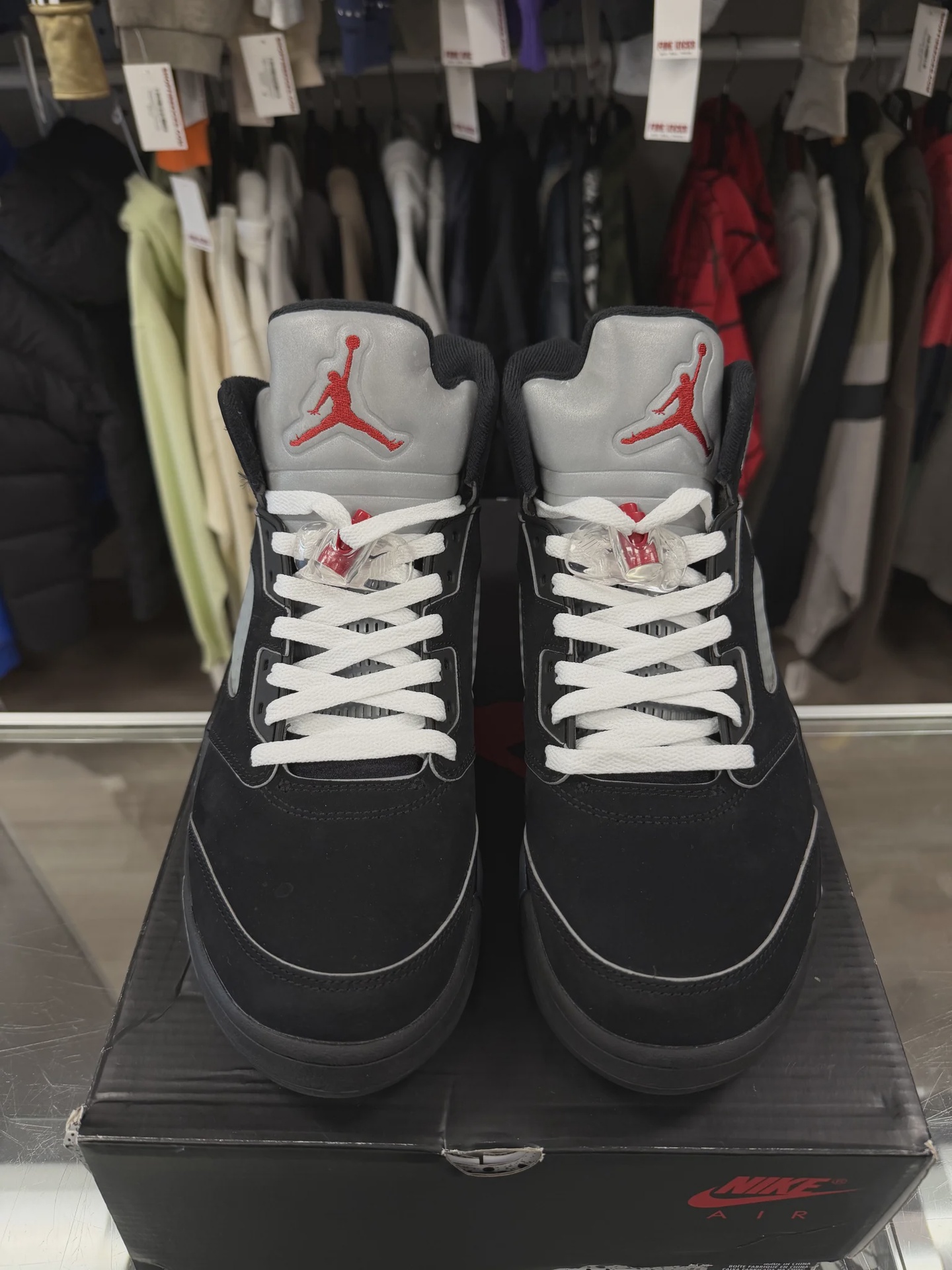 Air Jordan 5 Retro Original Black Metallic Reimagined • Pre-Owned [8092] - photo 6
