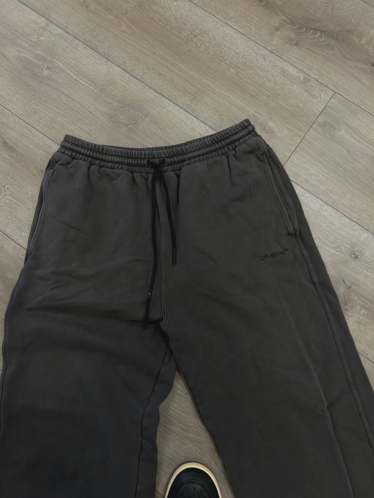 Off-White c/o Virgil Abloh Over-Sized Fleece Sweatpants • Pre-Owned [4618] - photo 5