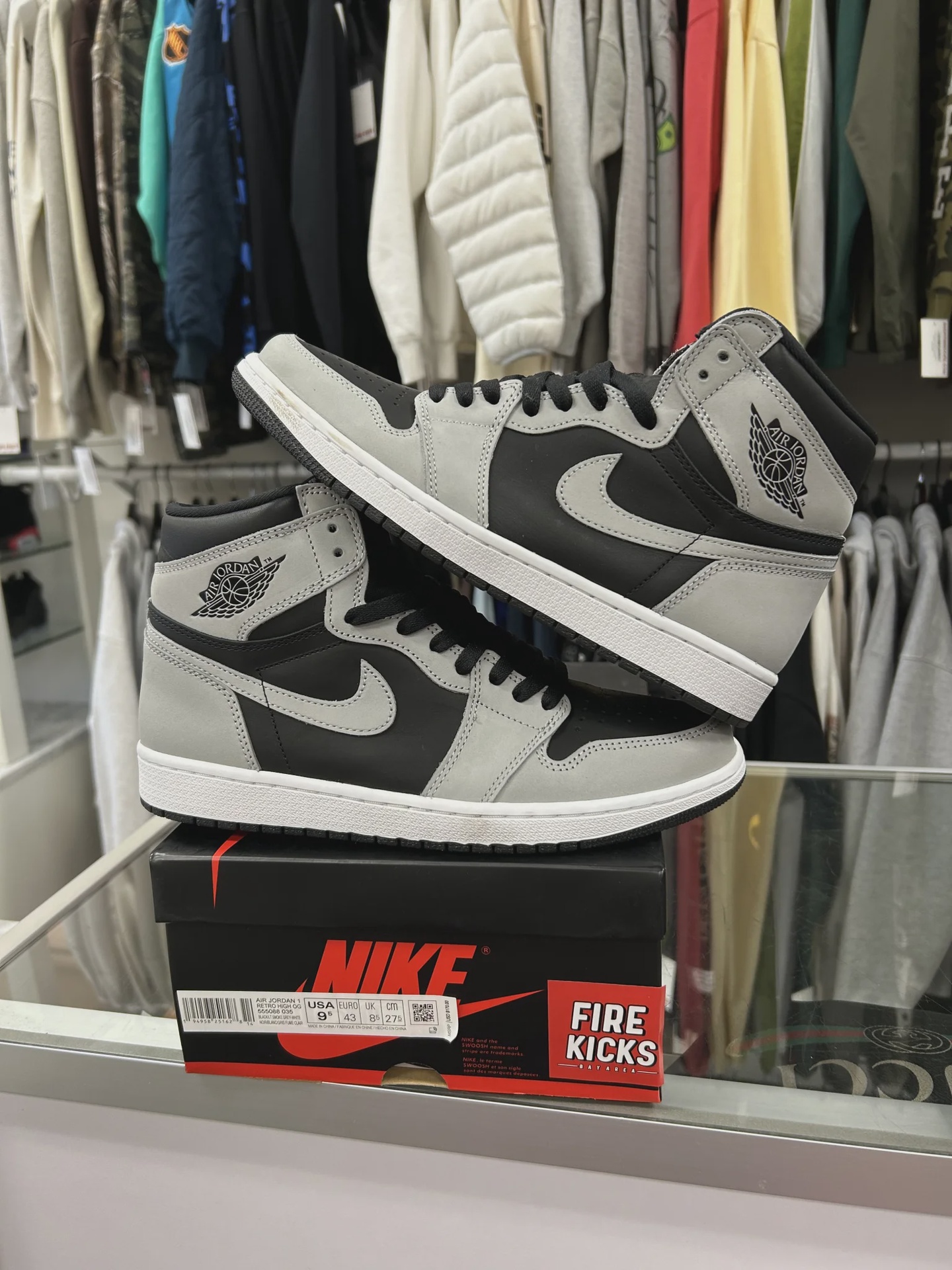 Air Jordan 1 Retro High Shadow 2.0 • Pre-Owned [3814] - photo 1