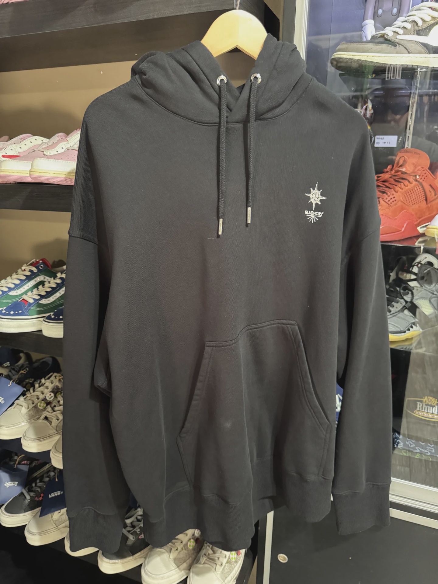 Givenchy Hoodie • Pre-Owned [3853] - photo 1