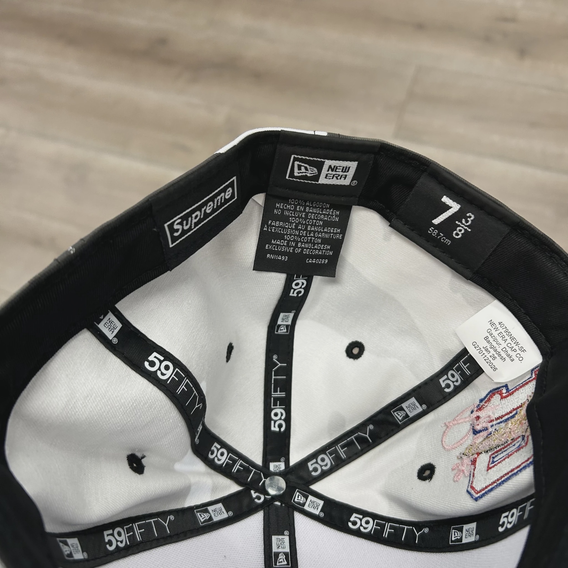 Supreme fitted hat • Brand New [1179] 3