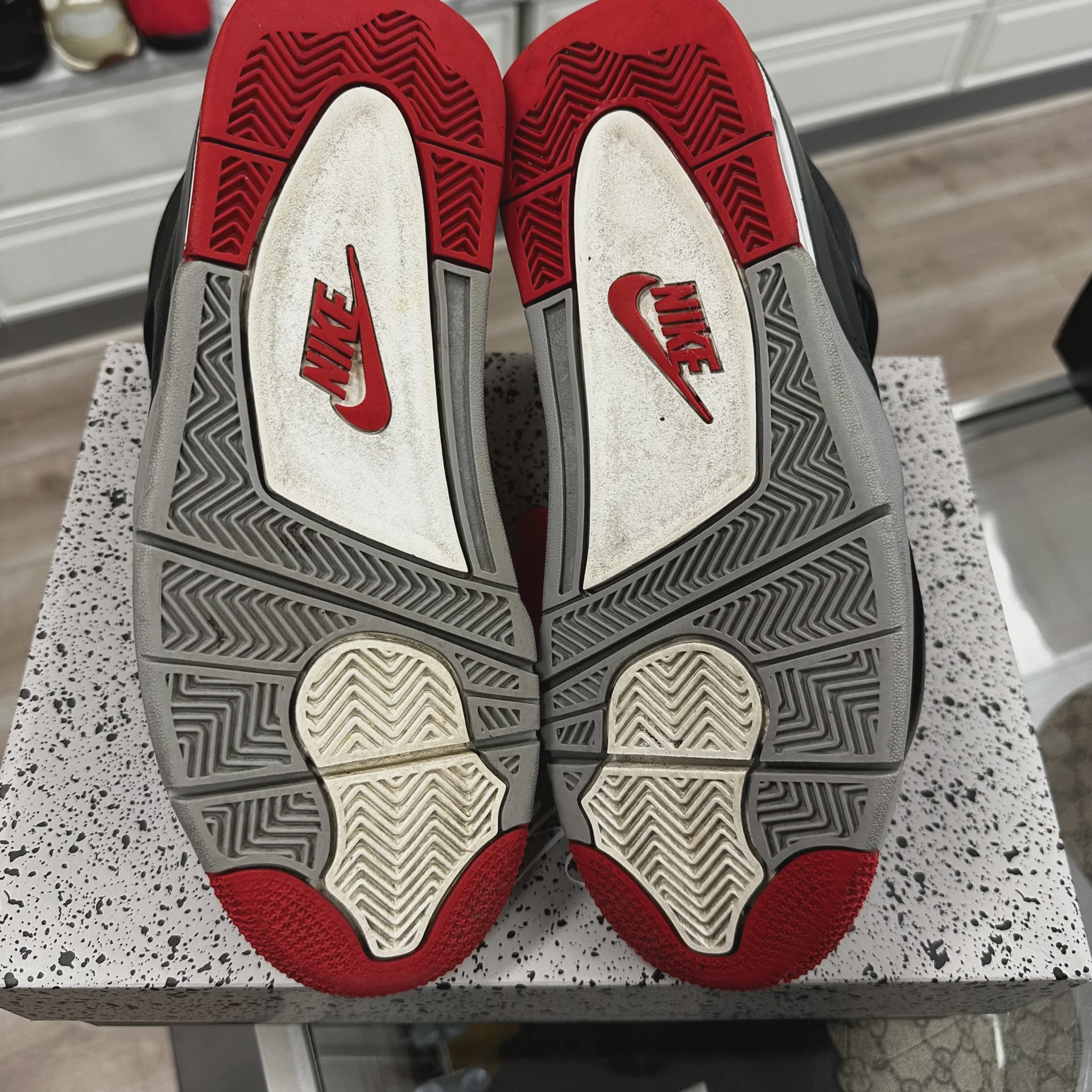 Air Jordan 4 Retro Black Red Reimagined • Pre-Owned [9881] - photo 7