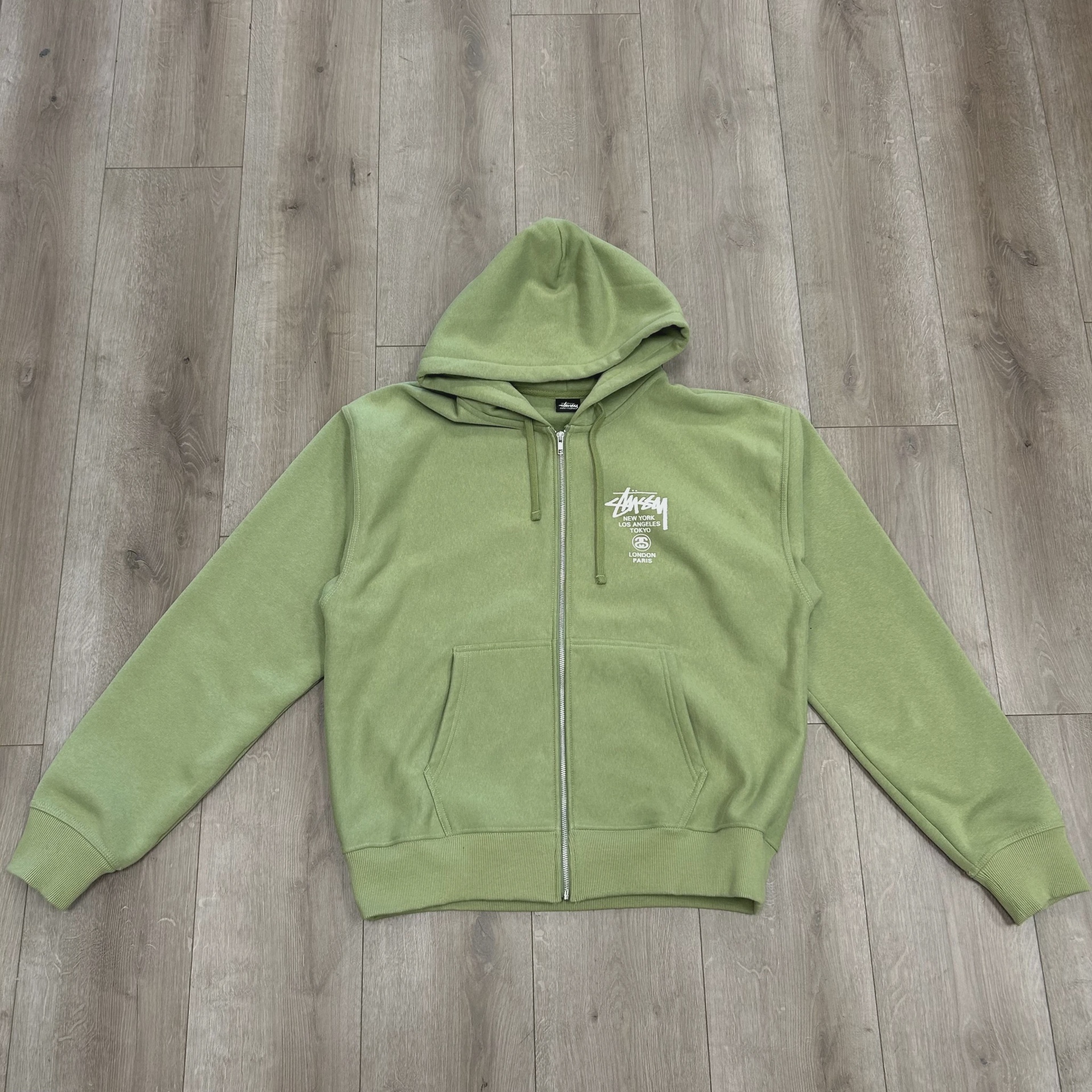Stussy World Tour Zip Hoodie 'Moss' • Pre-Owned [6884]