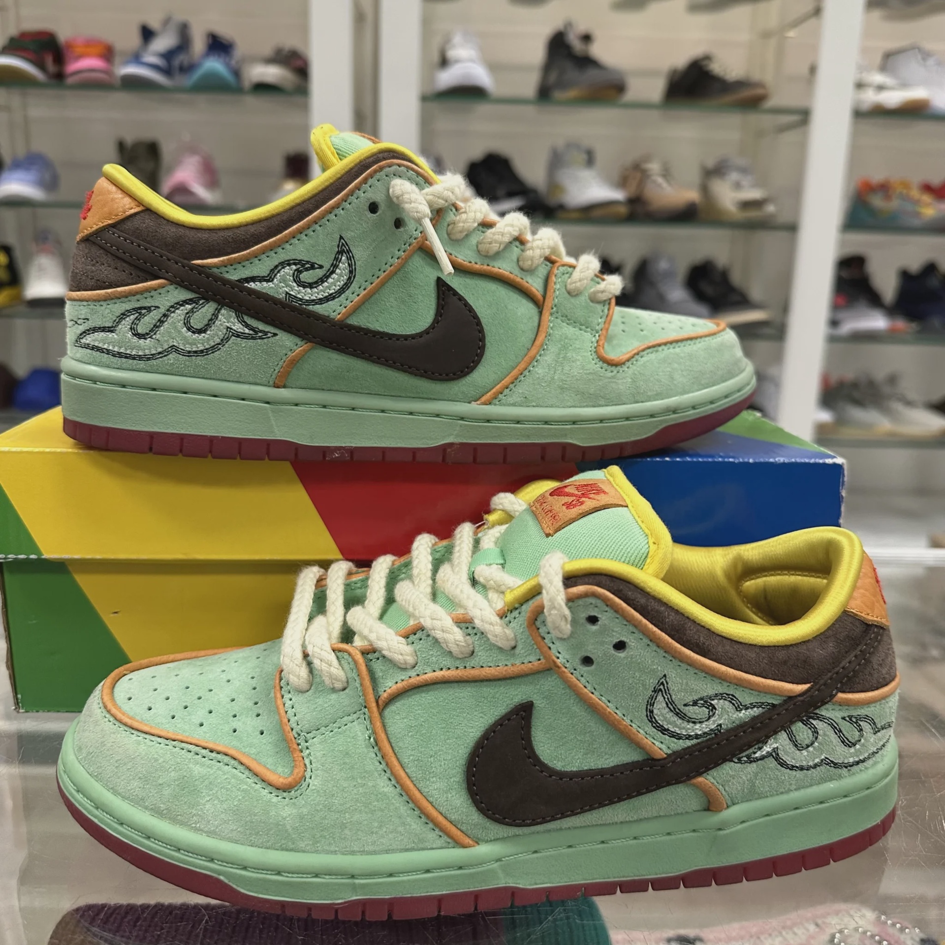 Nike SB Dunk Low Rodeo Tourmaline REP BOX • Pre-Owned [6302] - photo 2