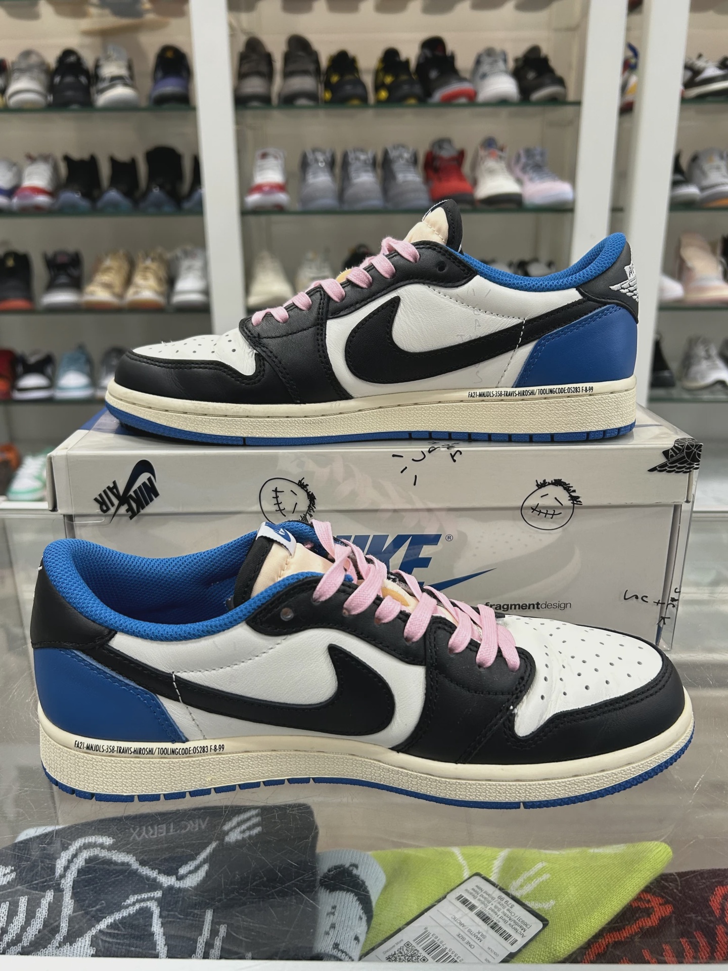 Air Jordan 1 Retro Low Original SP Fragment  x Travis Scott • Pre-Owned [7384] 8