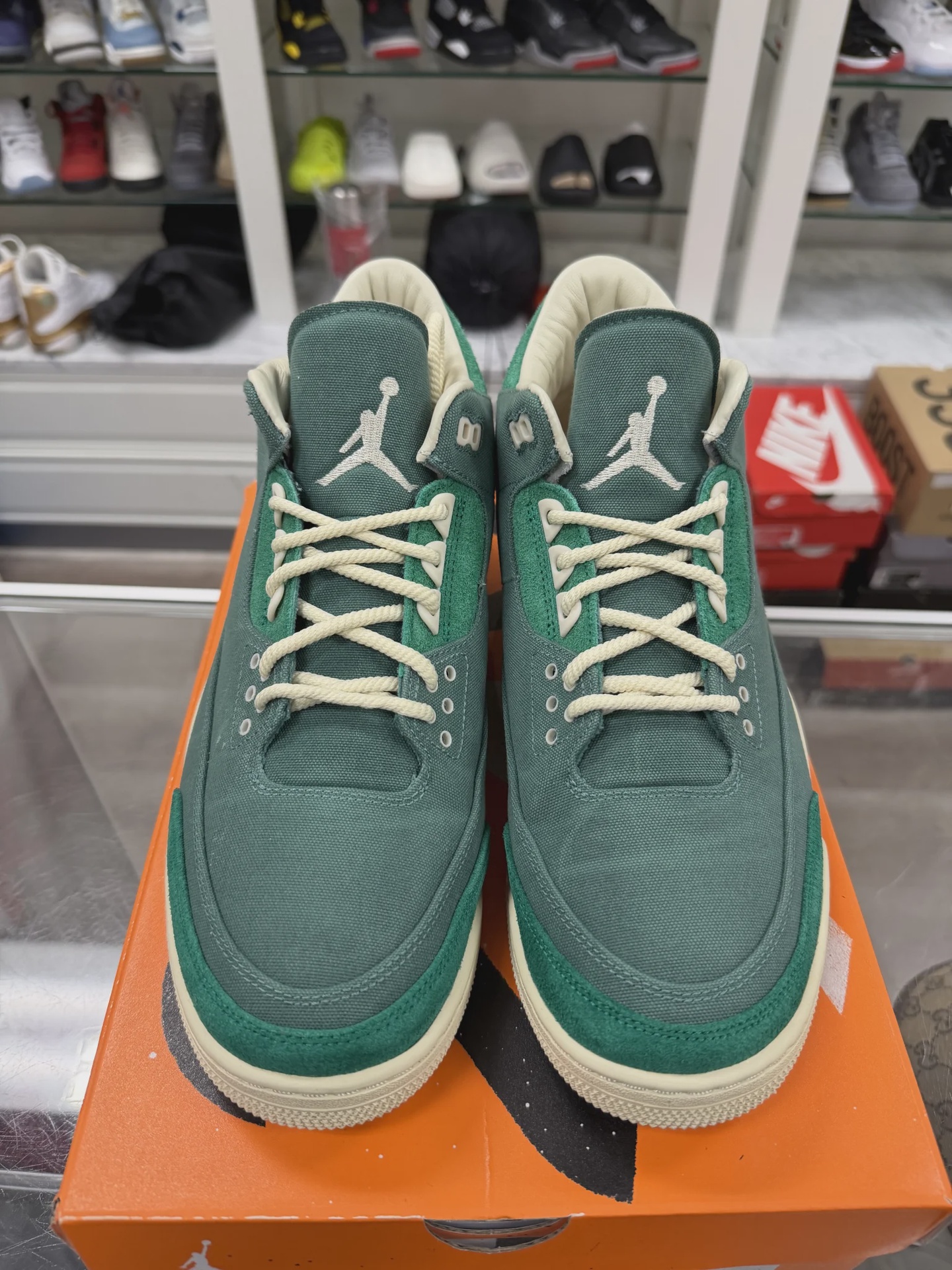 Air Jordan 3 Retro SP Nina Chanel Abney Bicoastal (Women's) • Pre-Owned [8833] - photo 3