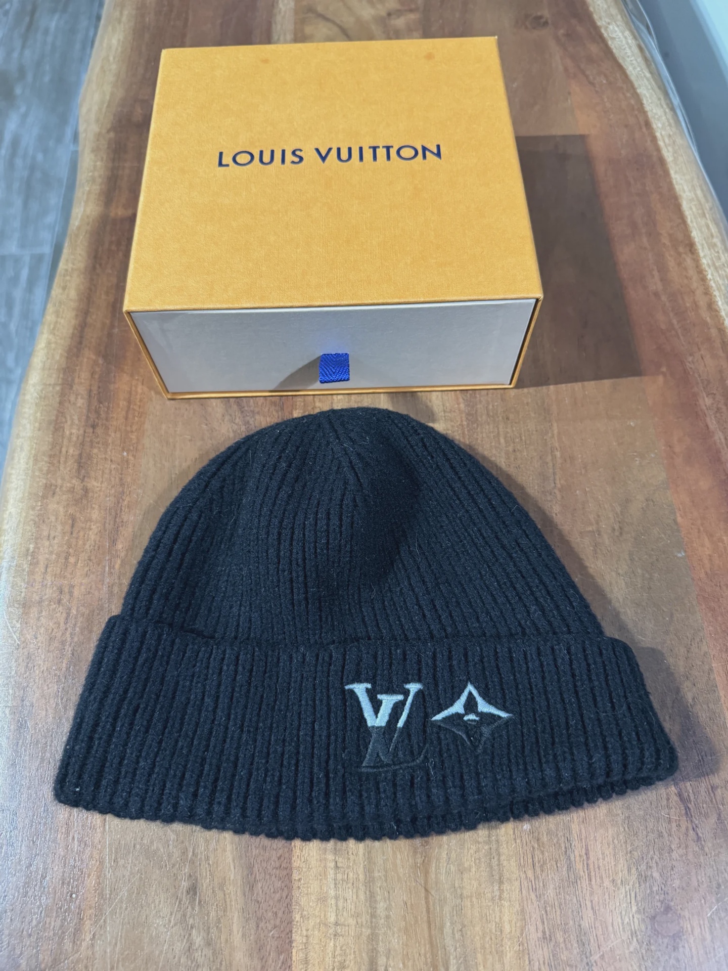 Louis Vuitton Louis Vuitton Beanie - Size One Size