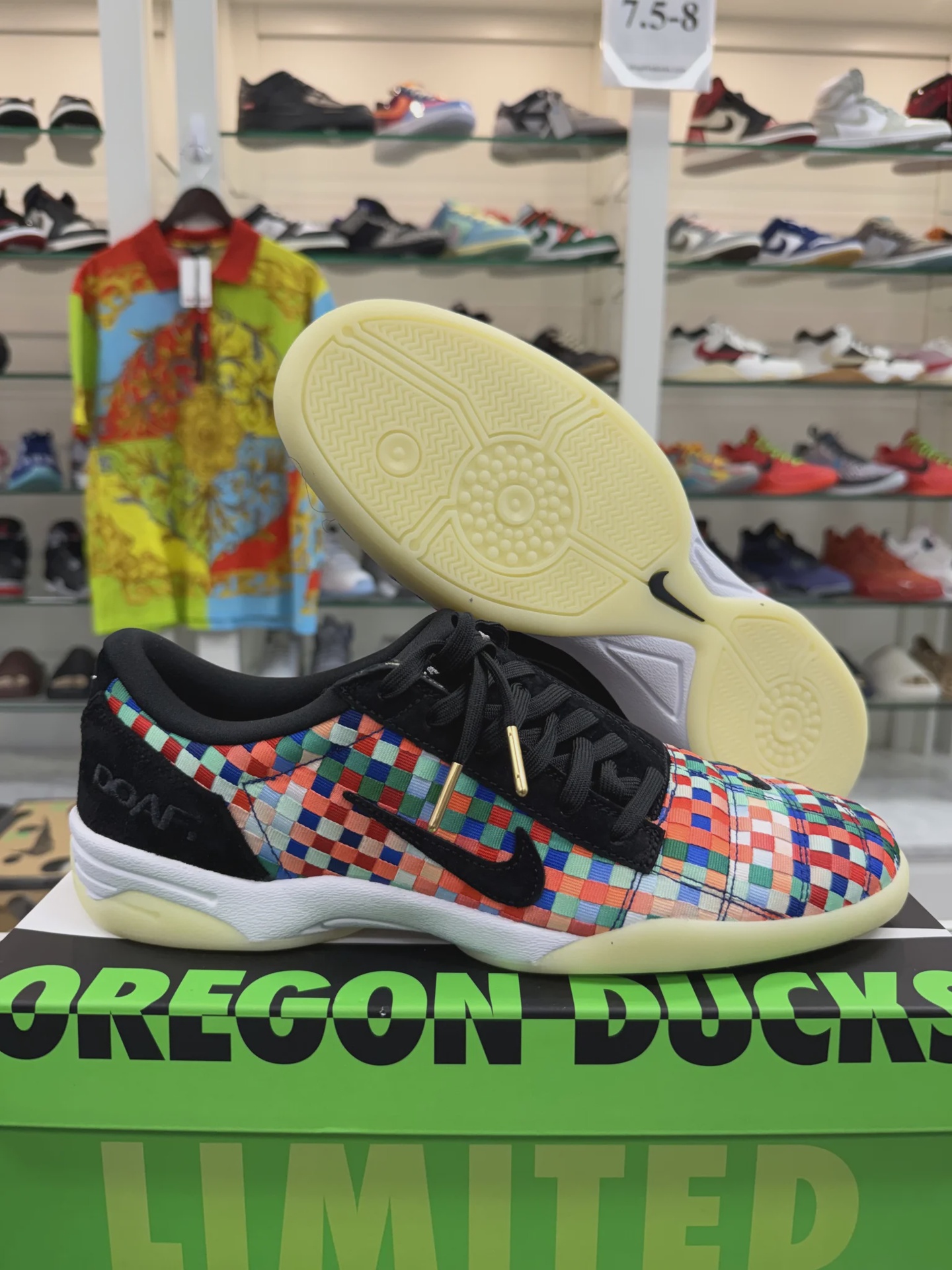 Nike Nike Total 90 Ducks of a Feather Oregon Ducks Beautiful Game - Size US M 12