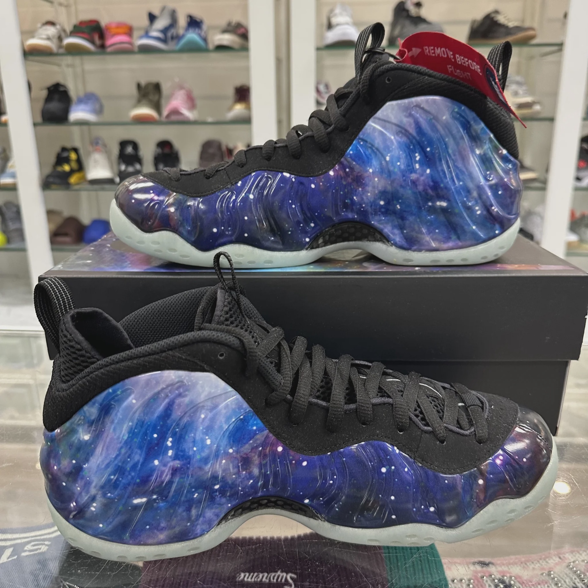 Nike Air Foamposite One Galaxy (2025) • Pre-Owned [2025] - photo 3