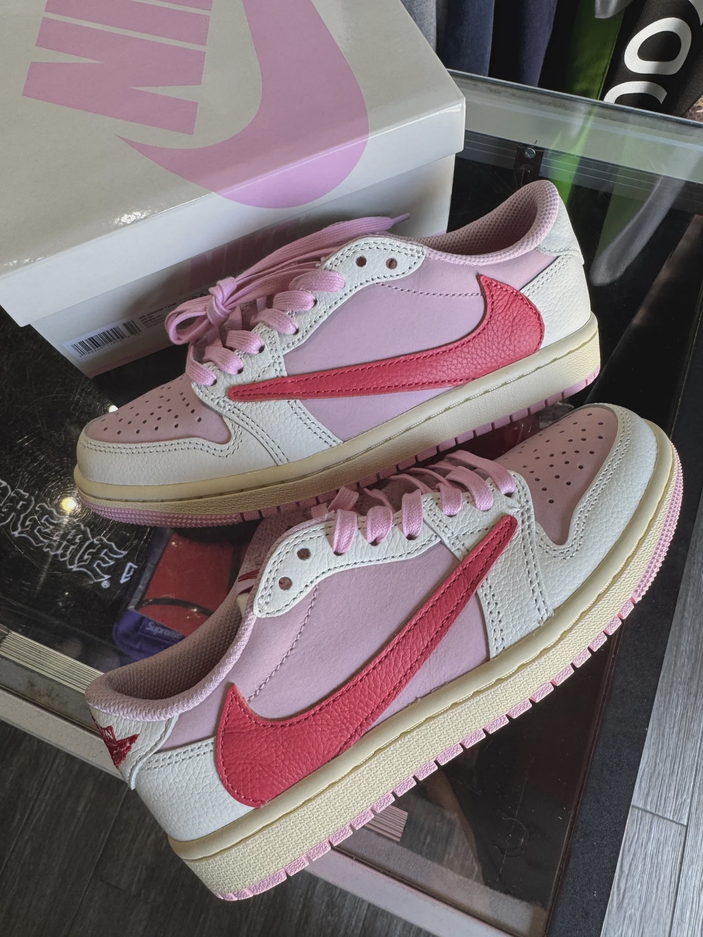 Jordan Air Jordan 1 Retro Low Original SP Travis Scott Sail Tropical Pink - Size US M 4
