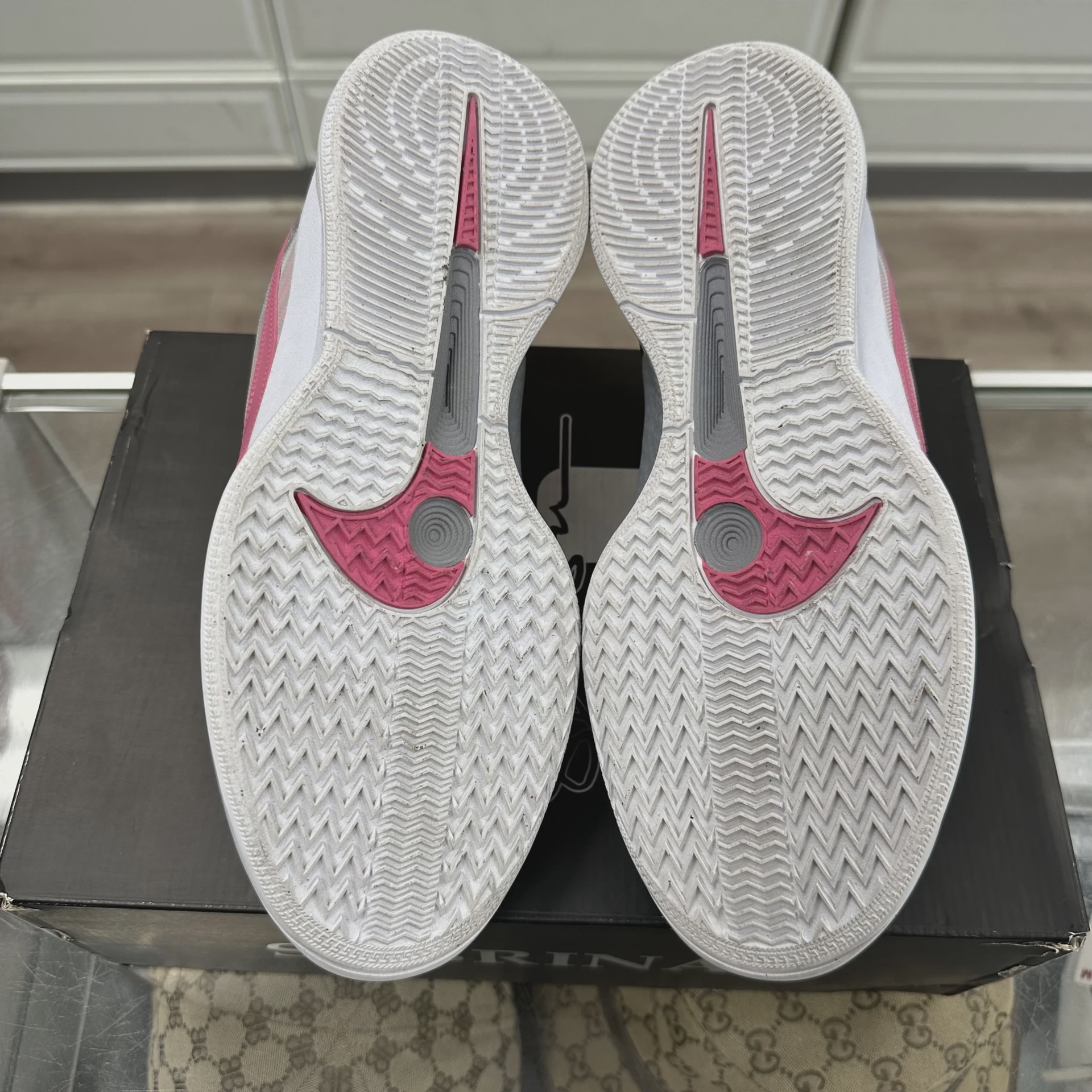 Nike Sabrina 2 Lily (Women's) • Pre-Owned [2481] - photo 3