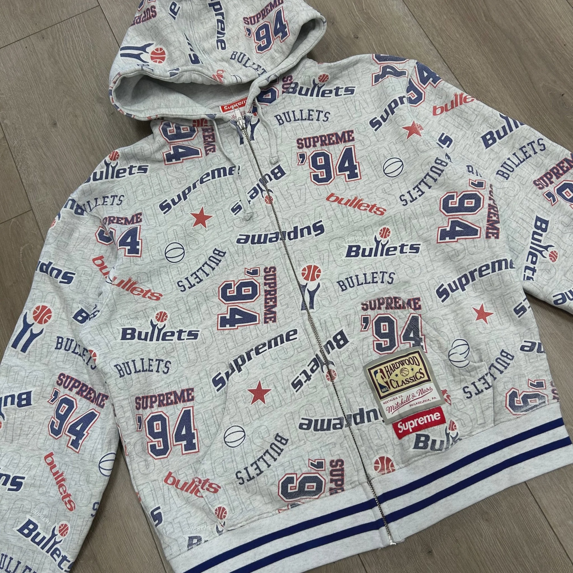 Supreme x Mitchell & Ness Teams Zip Up Hooded Sweatshirt • Pre-Owned [9299] - photo 7