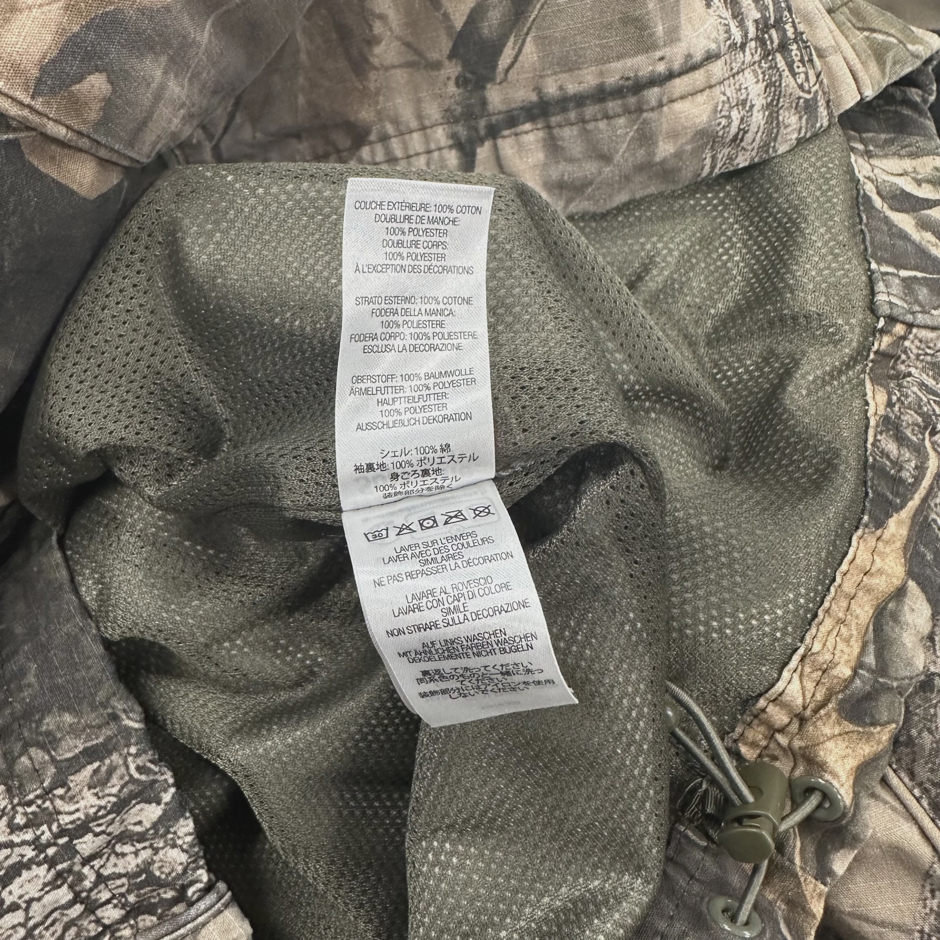Supreme/Umbro Cotton Ripstop Track Jacket in Realtree Hardwoods Camo • Pre-Owned [3349] - photo 5