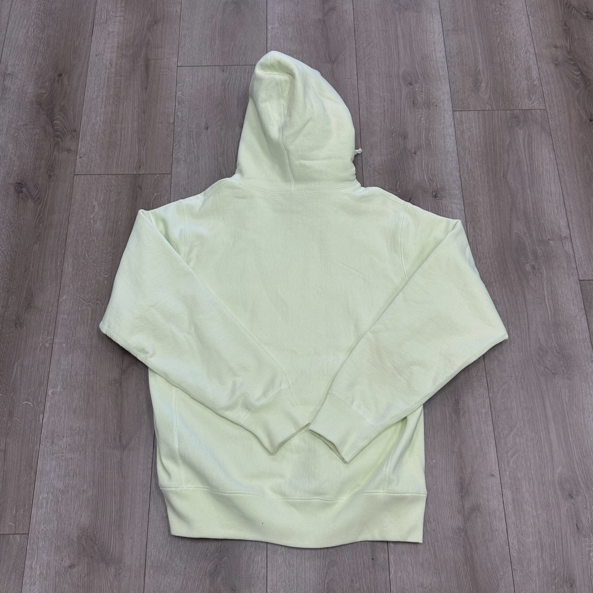 Supreme Tonal S Logo Hooded Sweatshirt Pale Lime • Pre-Owned [4554] 2