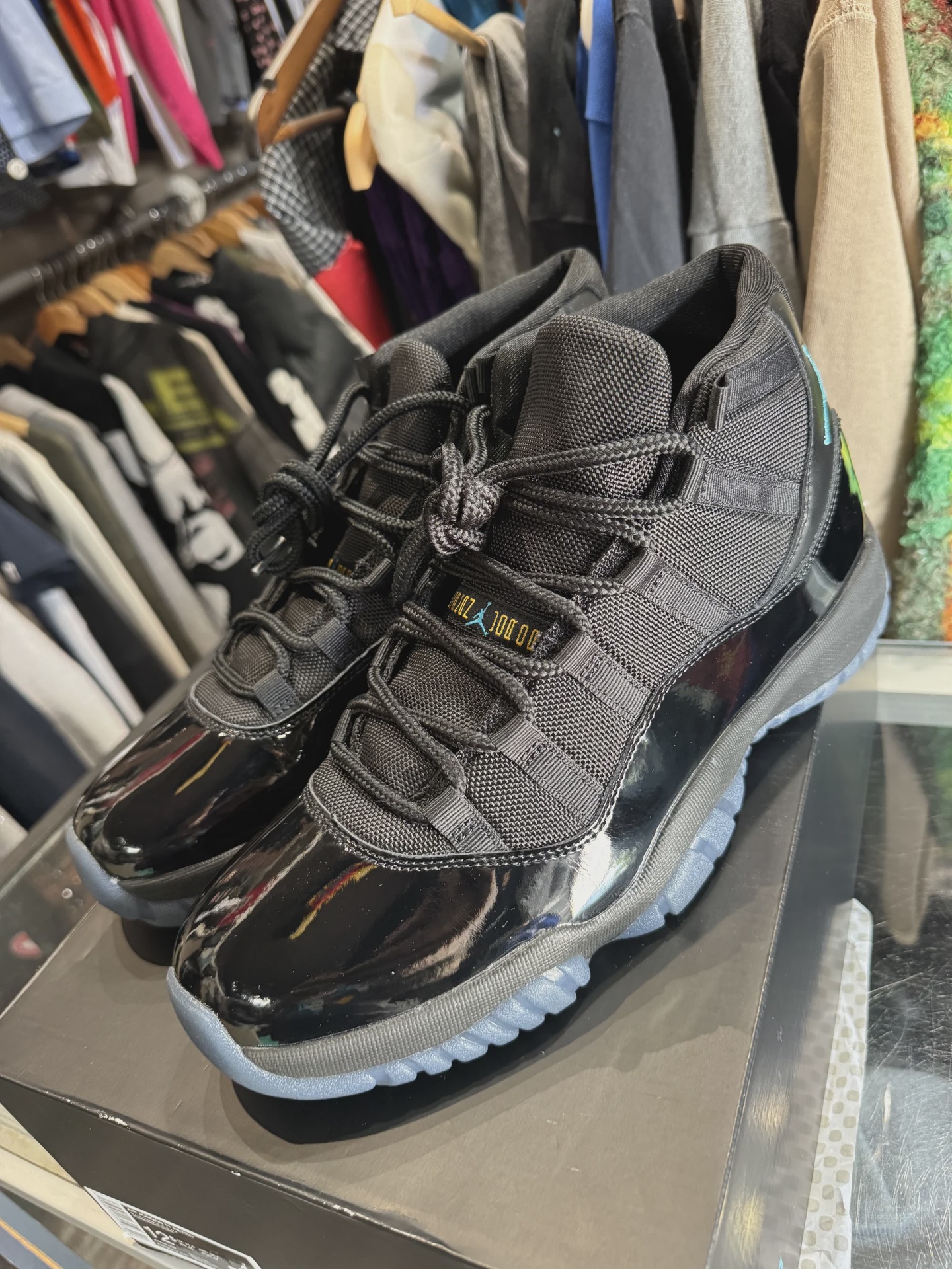 Air Jordan 11 Retro Gamma Blue (2025) • Pre-Owned [7900] - photo 1