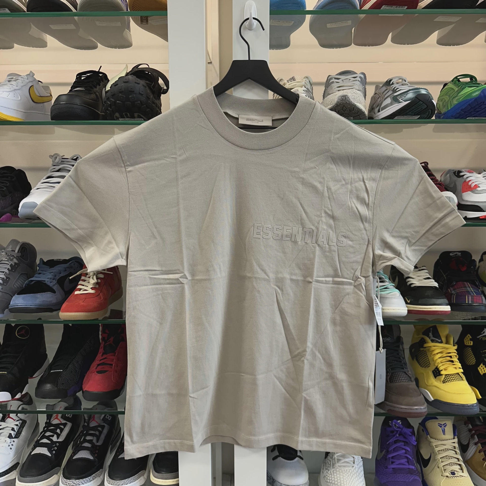 Essentials tee • Brand New [3599]