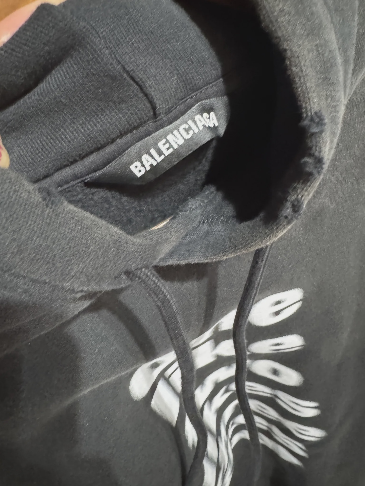 Balenciaga 2020 One Like Hoodie Black M • Pre-Owned [1512] - photo 3