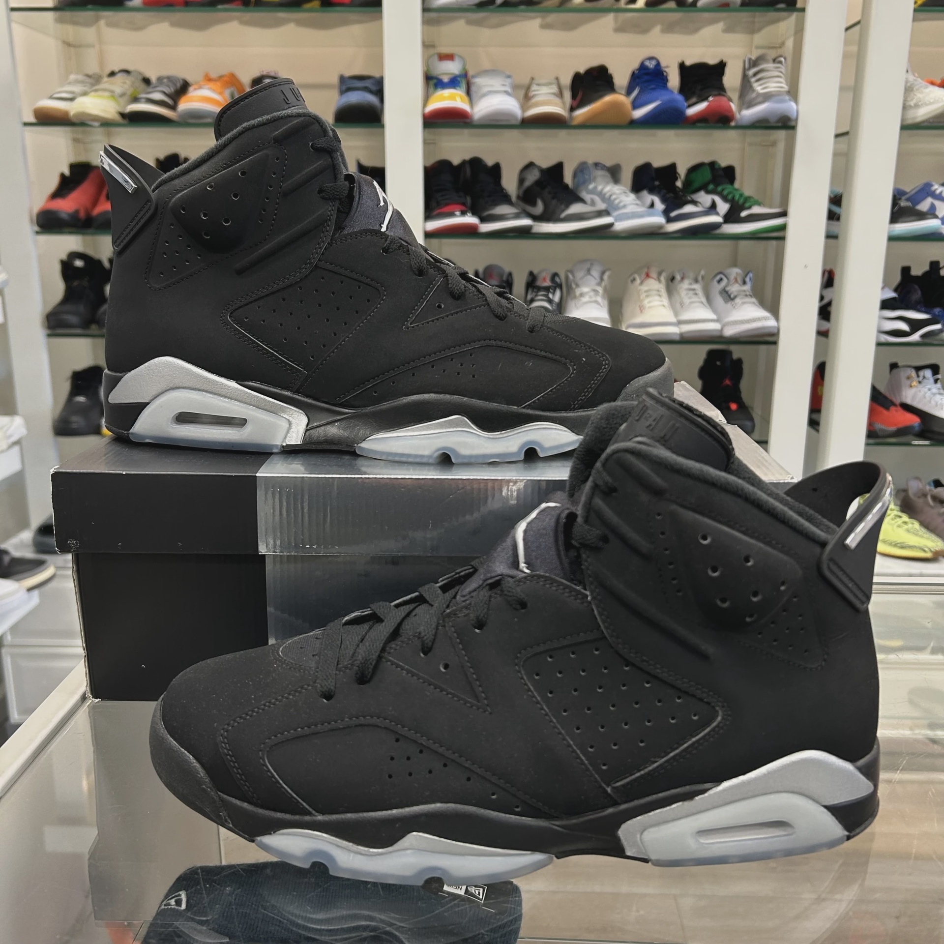 Jordan 6 Retro Chrome • Pre-Owned [8559]