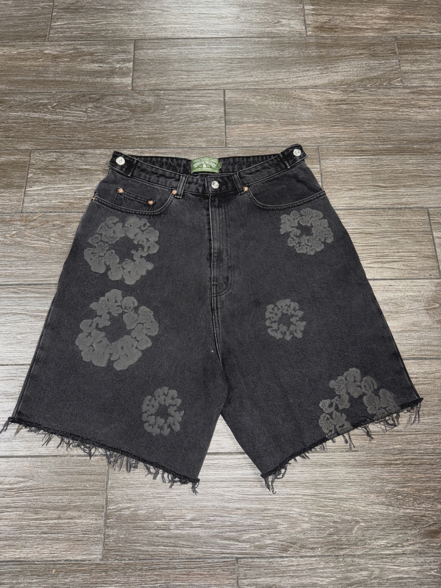 Denim Tear black shorts • Pre-Owned [6533] 2