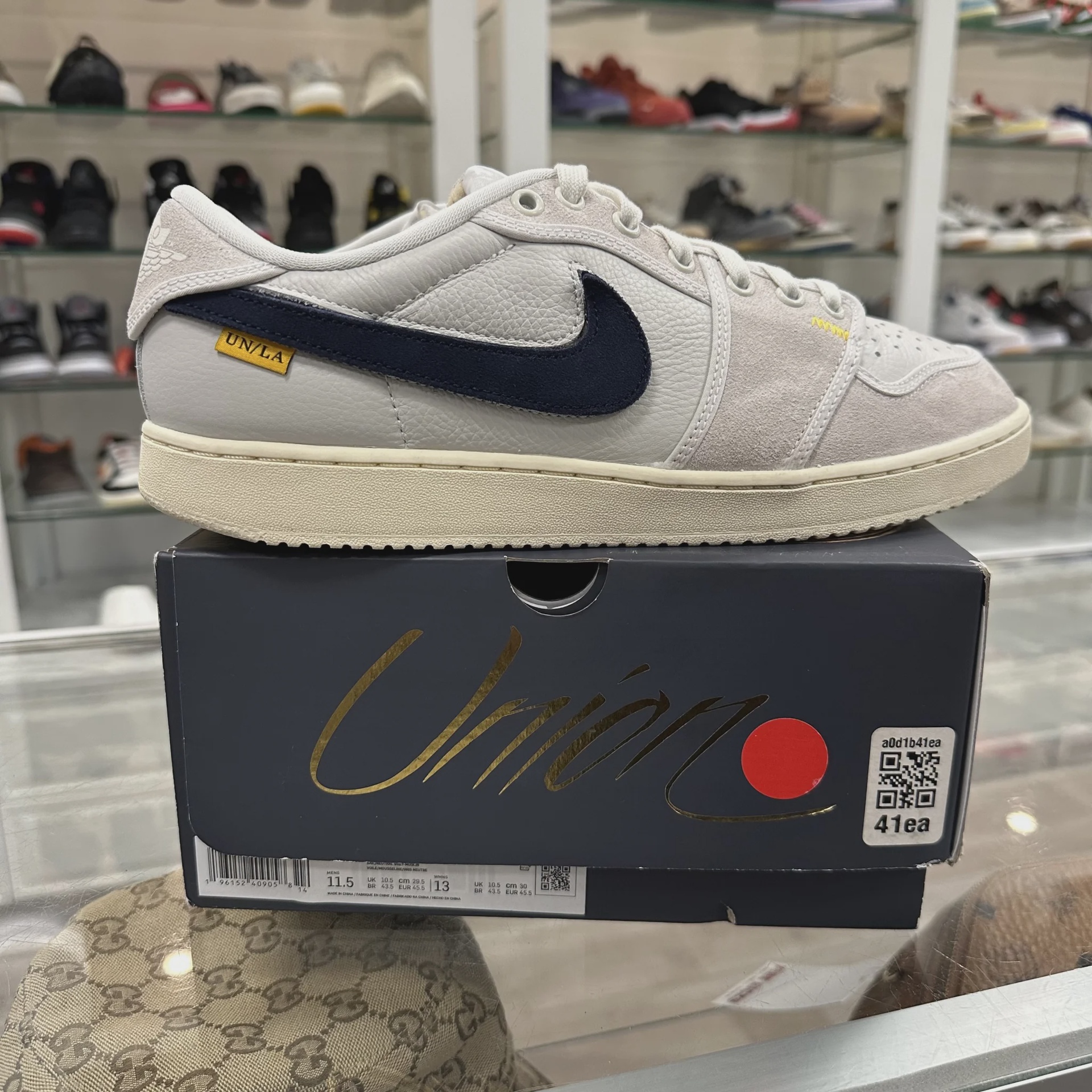 Air Jordan 1 Retro AJKO Low SP Union Sail Leather • Pre-Owned [9174] - photo 6