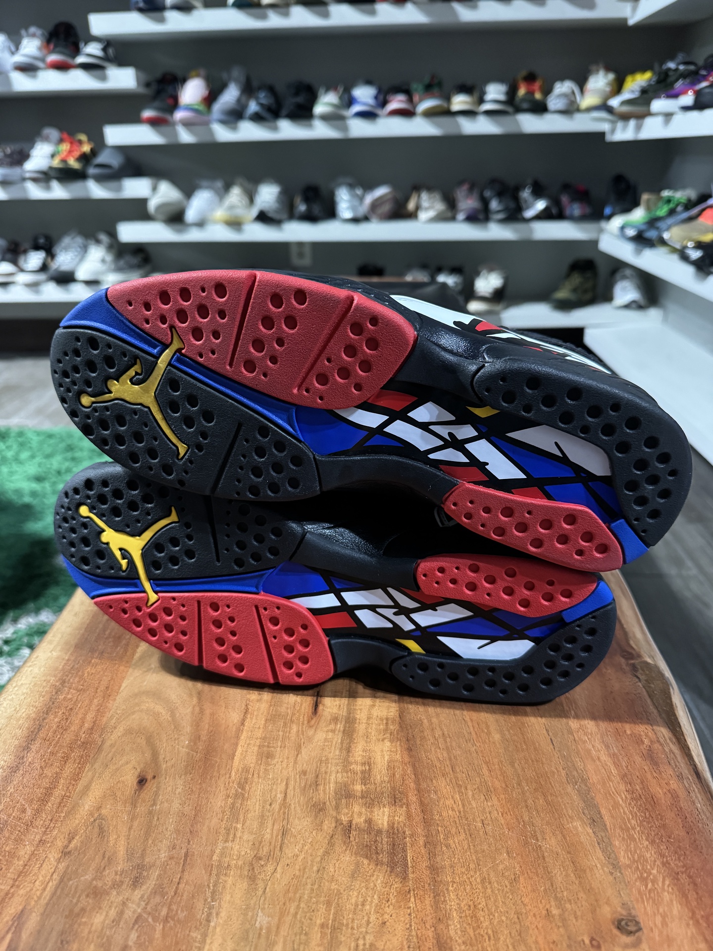Air Jordan 8 Retro Playoffs (2023) • Pre-Owned [5187] - photo 4