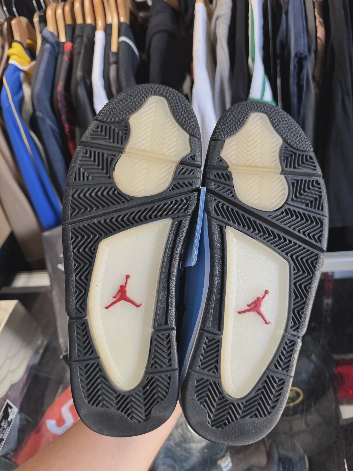 Air Jordan 4 Retro Travis Scott Cactus Jack • Pre-Owned [6878] - photo 5