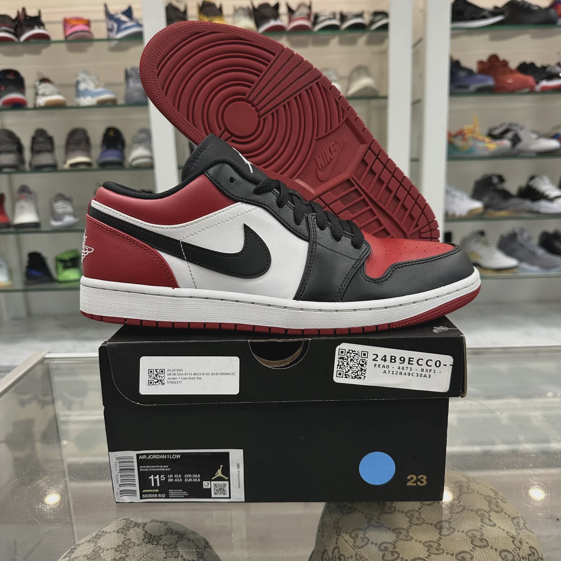 Jordan Jordan 1 Low Black Red Toe - Size US M 11.5