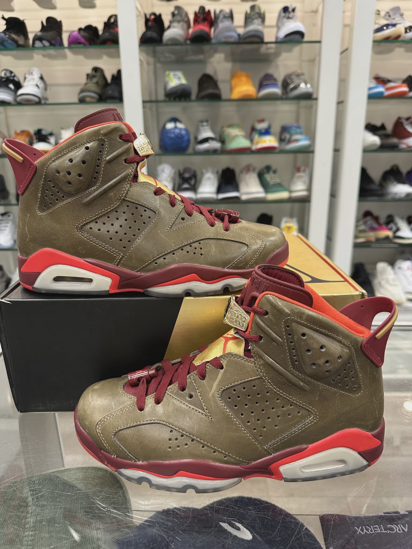 Air Jordan 6 Retro Cigar • Pre-Owned [1065] 9