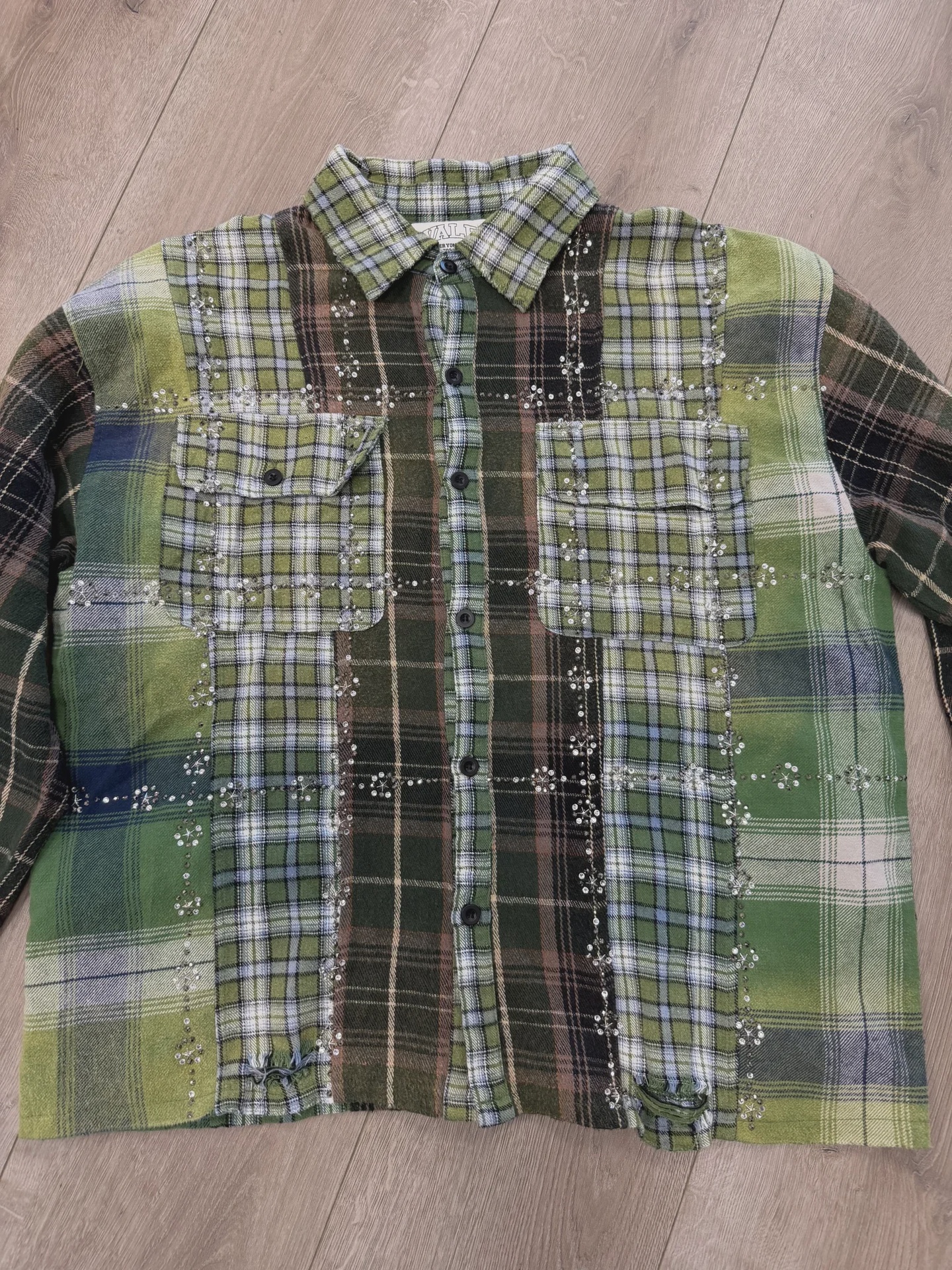 Vale Forever "Frankenstein" Valley Dreams Rhinestone Flannel • Pre-Owned [3687] - photo 3