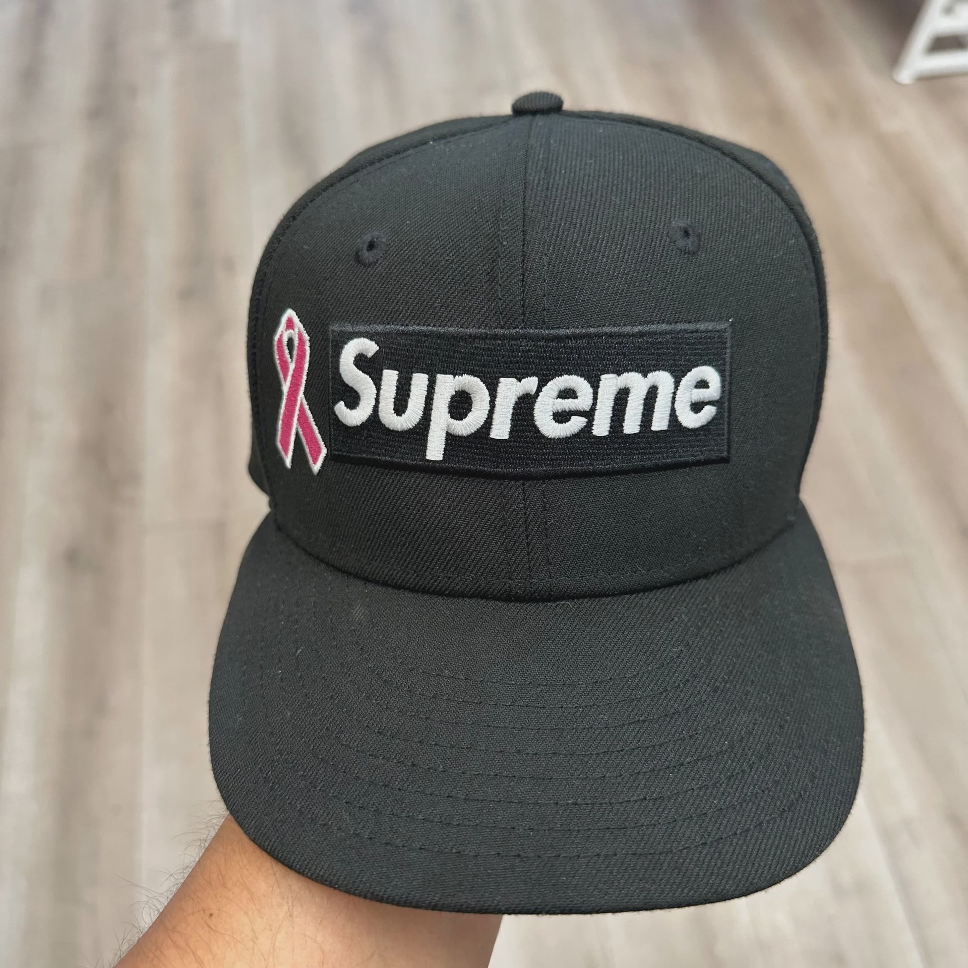 Supreme Breast Cancer Awareness Box Logo New Era Fitted Hat • Pre-Owned [0137] - photo 6