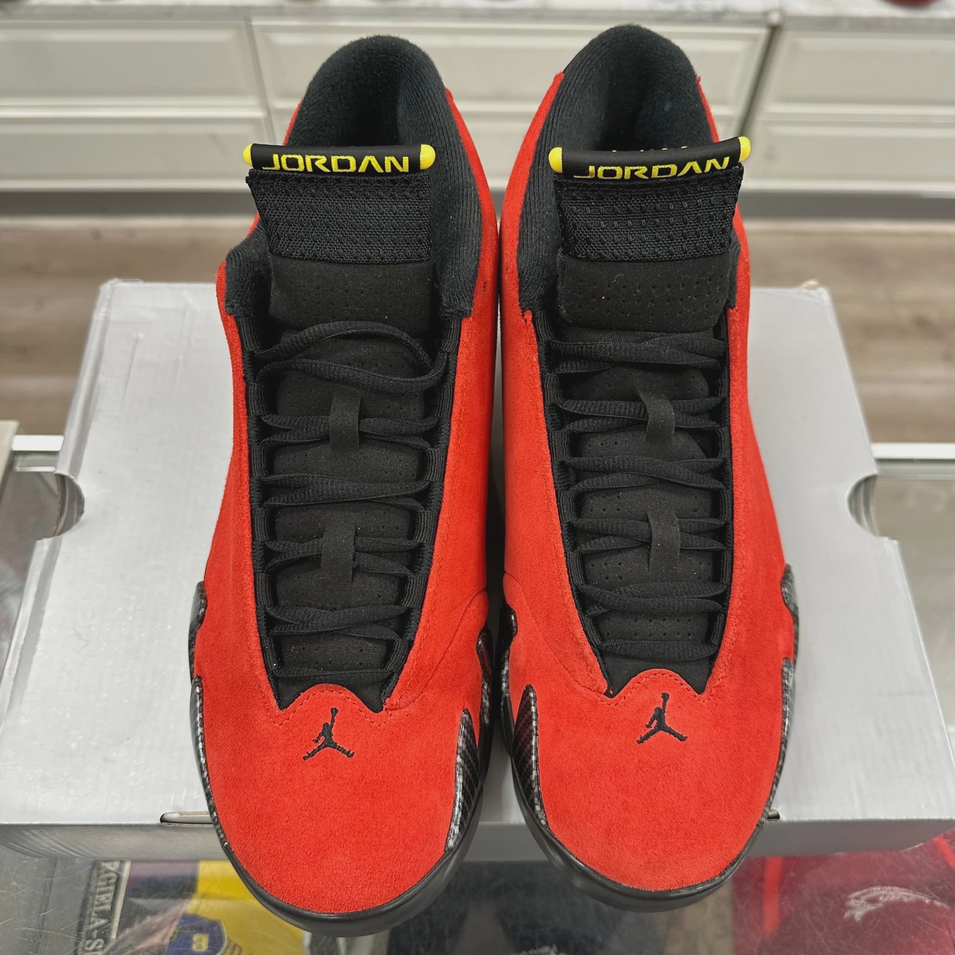 Air Jordan 14 Retro Ferrari (2025) • Pre-Owned [2206] - photo 8
