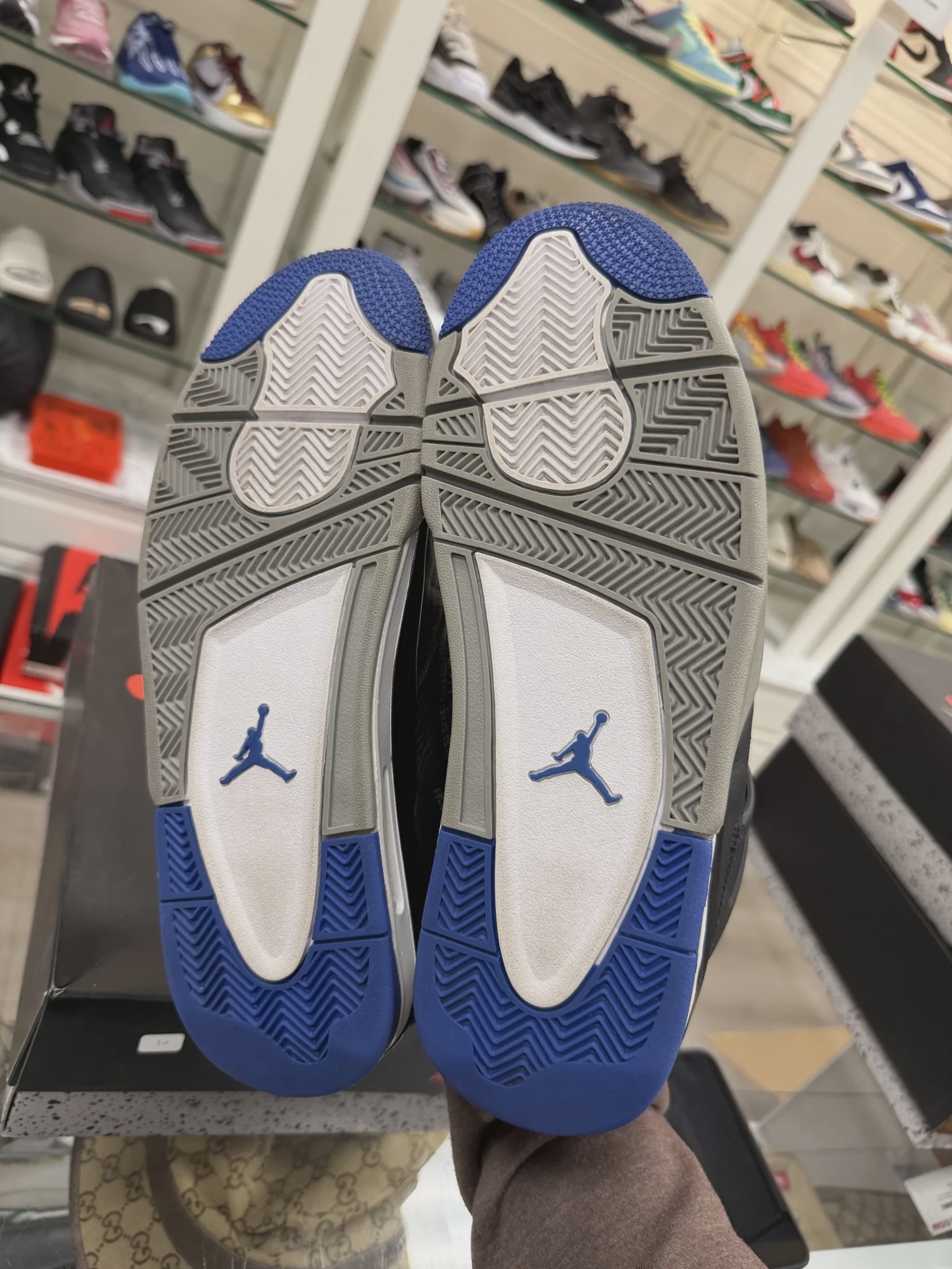 Air Jordan 4 Retro Motorsports Alternate • Pre-Owned [2201] - photo 2