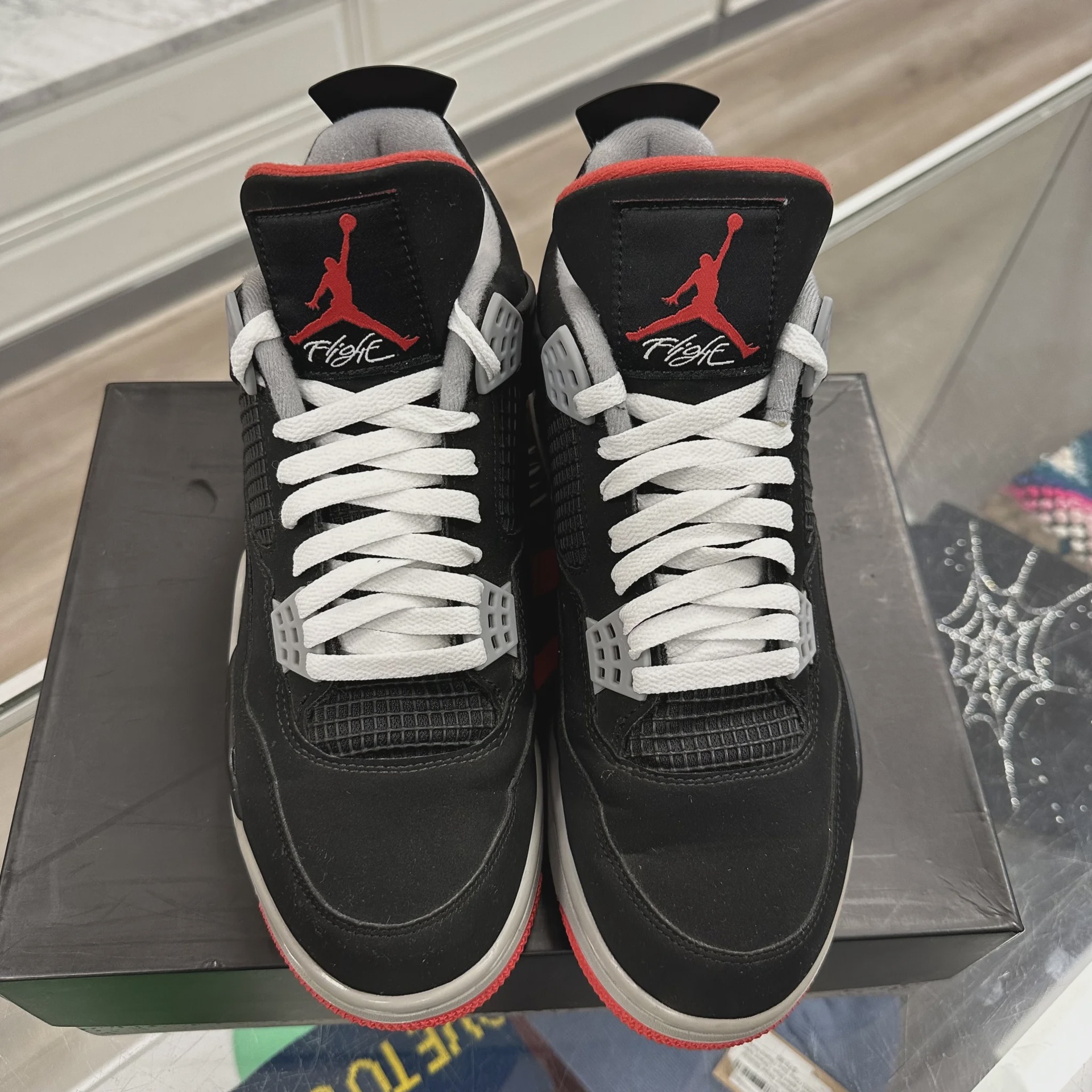 Air Jordan 4 Retro Black Red (2019) • Pre-Owned [1913] - photo 7