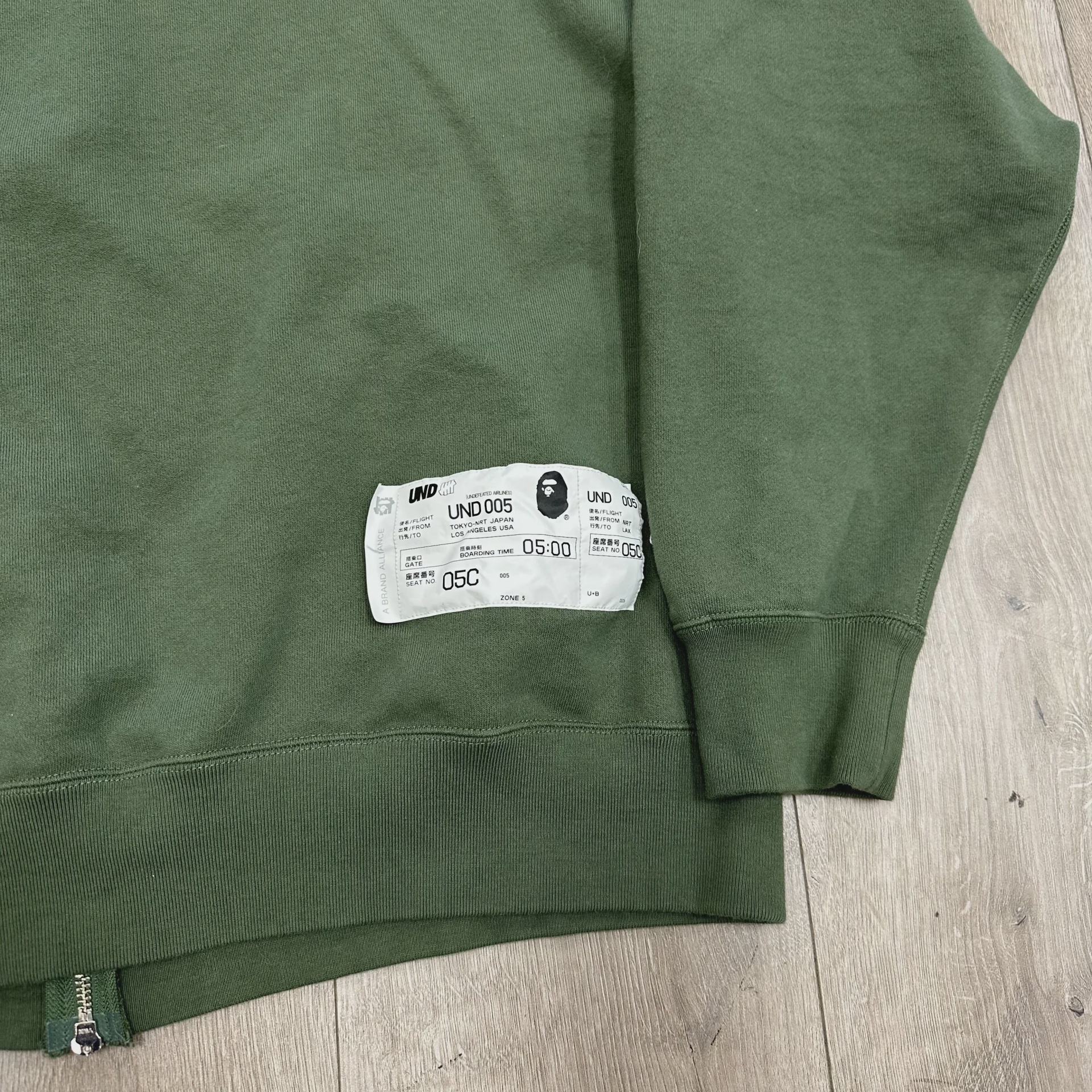 Undefeated Bape zip up • Pre-Owned [4581] - photo 2