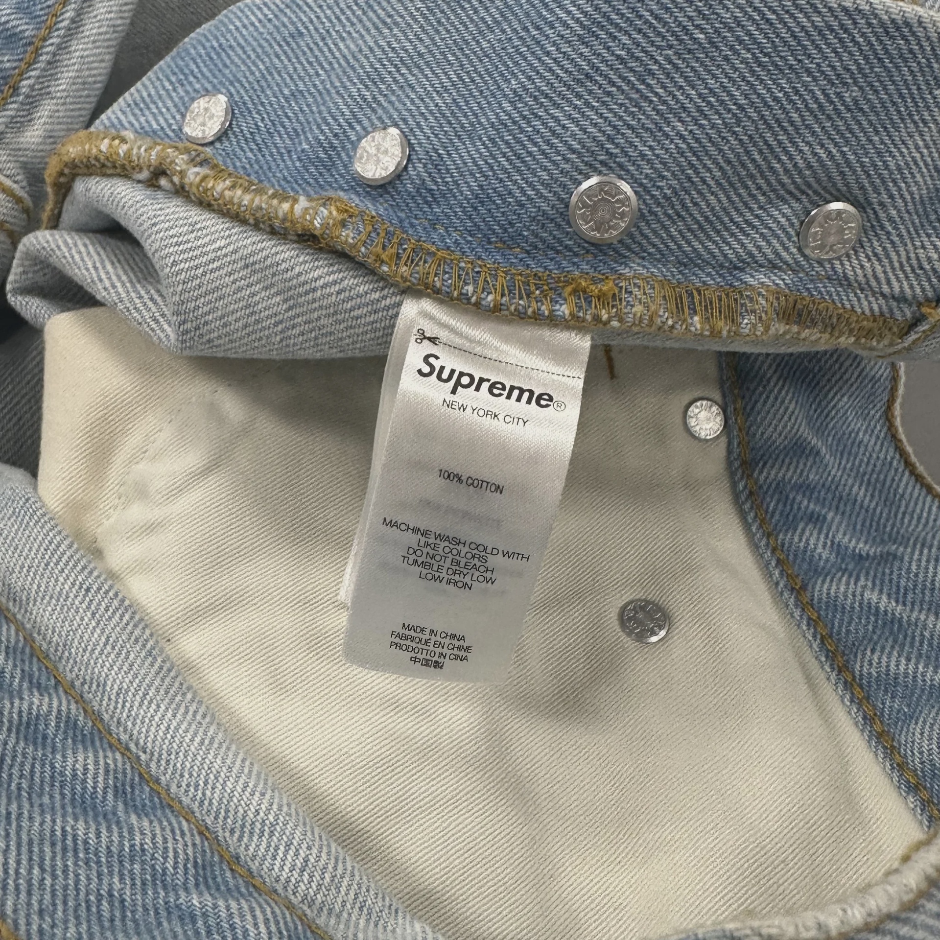 Supreme Baggy Jean (SS25) Light Washed Indigo • Pre-Owned [7034] - photo 8