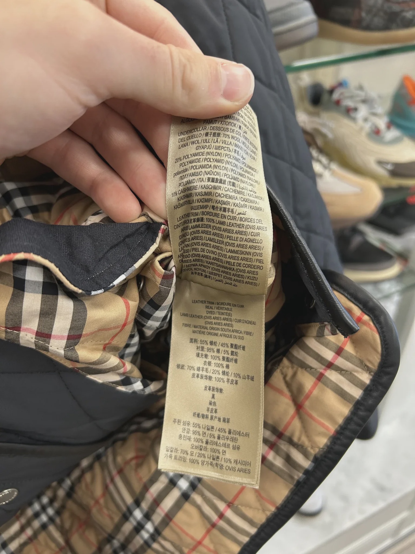 Burberry Quilted Coat Jacket • Pre-Owned [3064] - photo 7