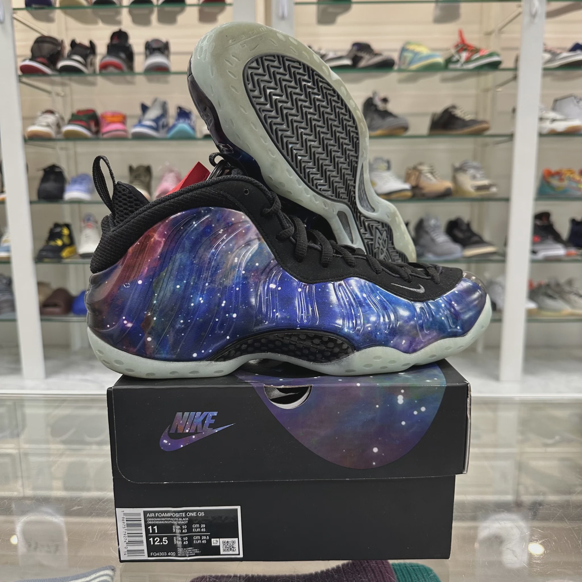 Nike Air Foamposite One Galaxy (2025) • Pre-Owned [2025] - photo 1